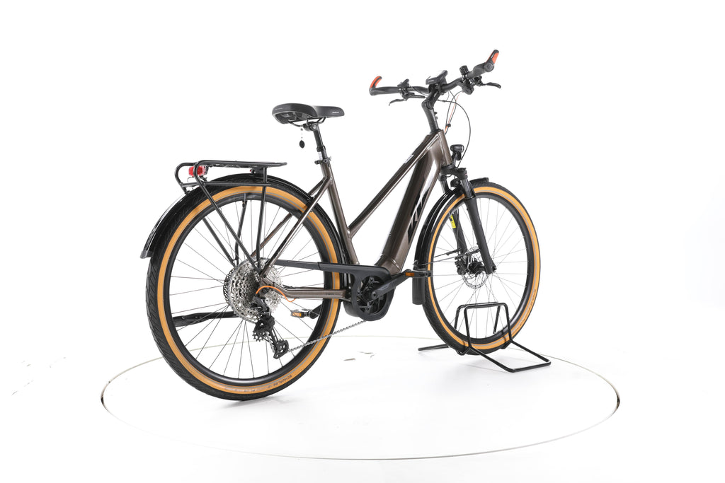 KTM Macina Ultimate Pro Trekking E-Bike - Image 12