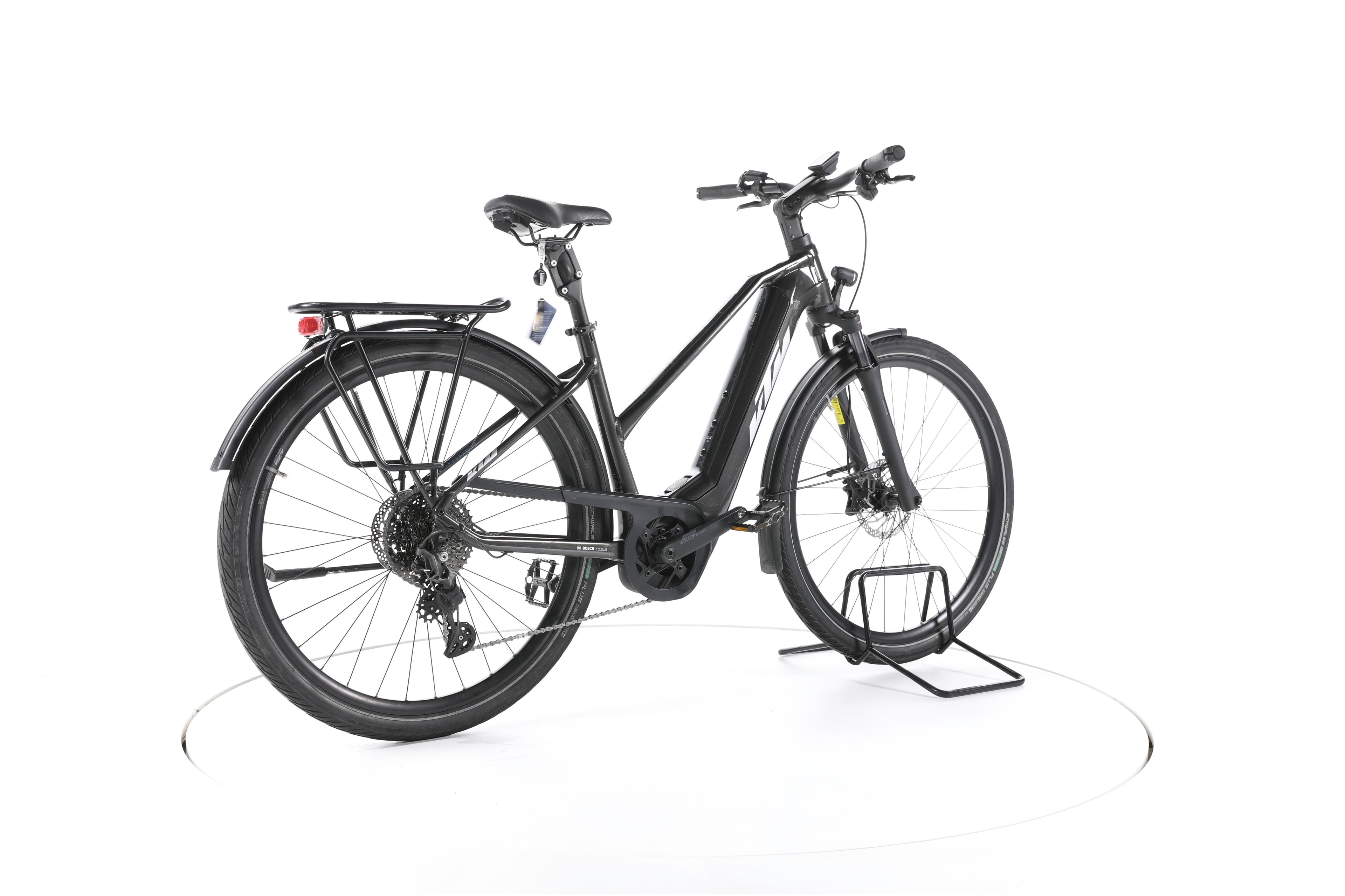 KTM Macina Style 730 Trekking E-Bike - Image 12