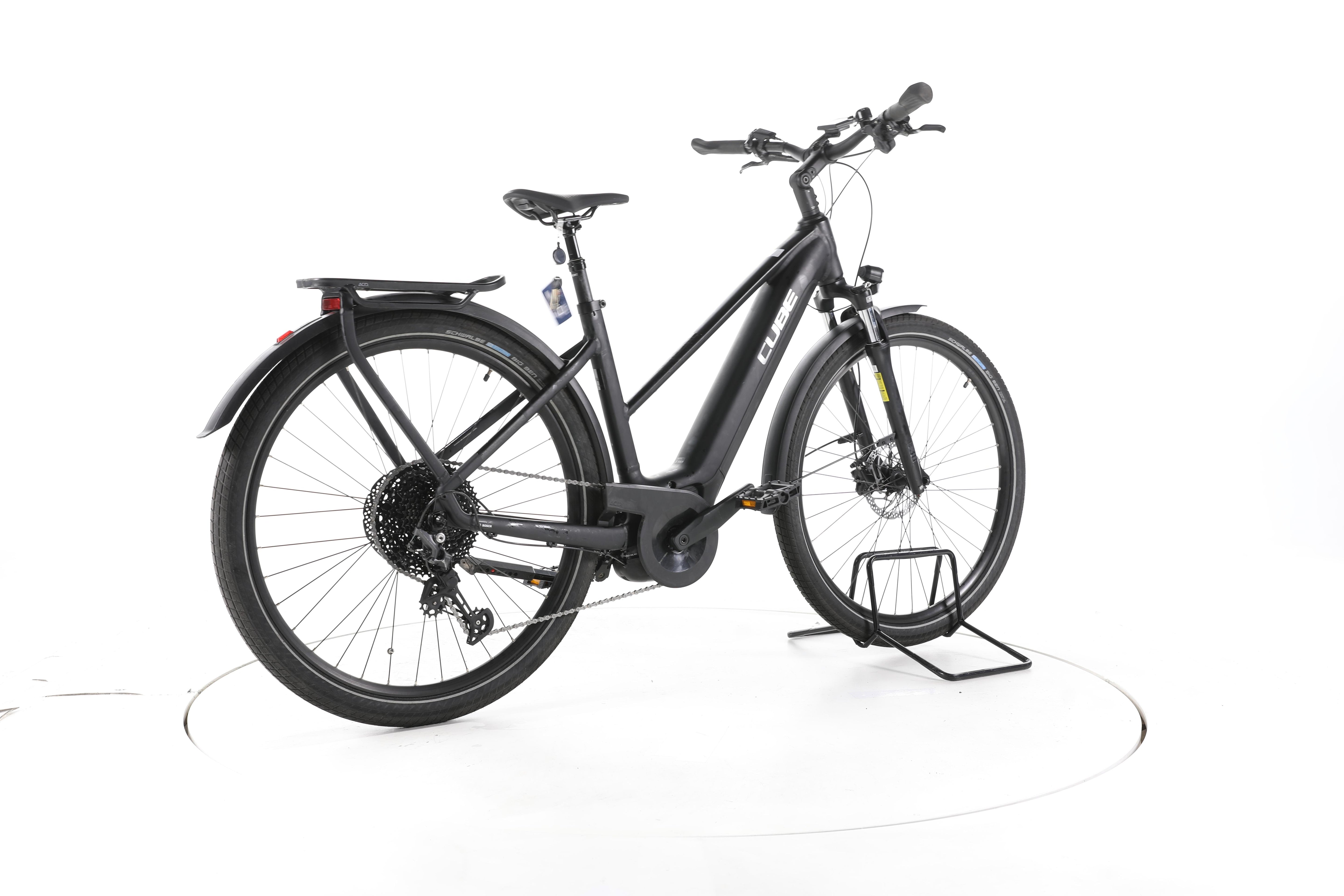 Cube Touring Hybrid Pro Trekking E-Bike - Image 12