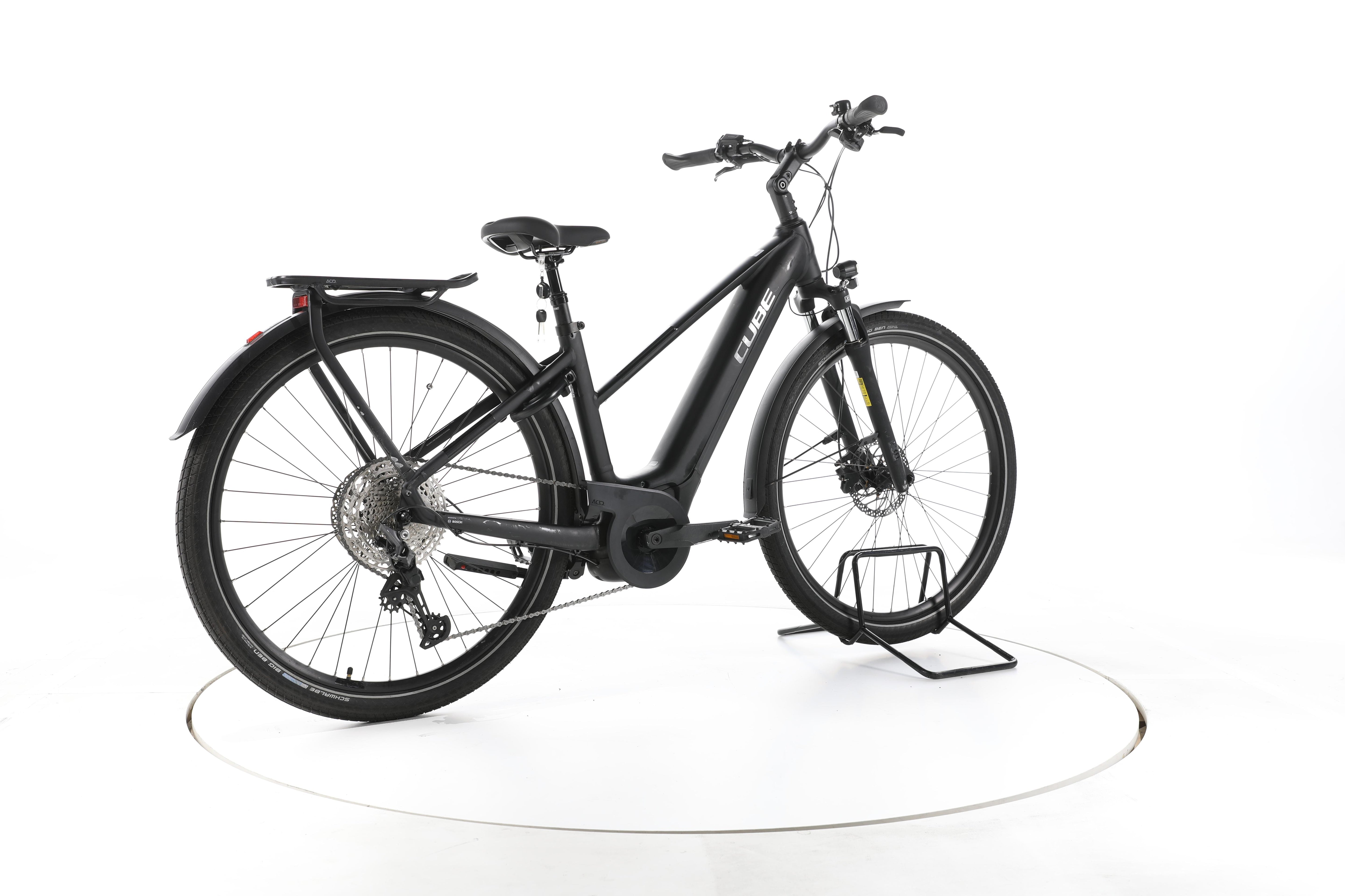 Cube Touring Hybrid Pro Trekking E-Bike - Image 12