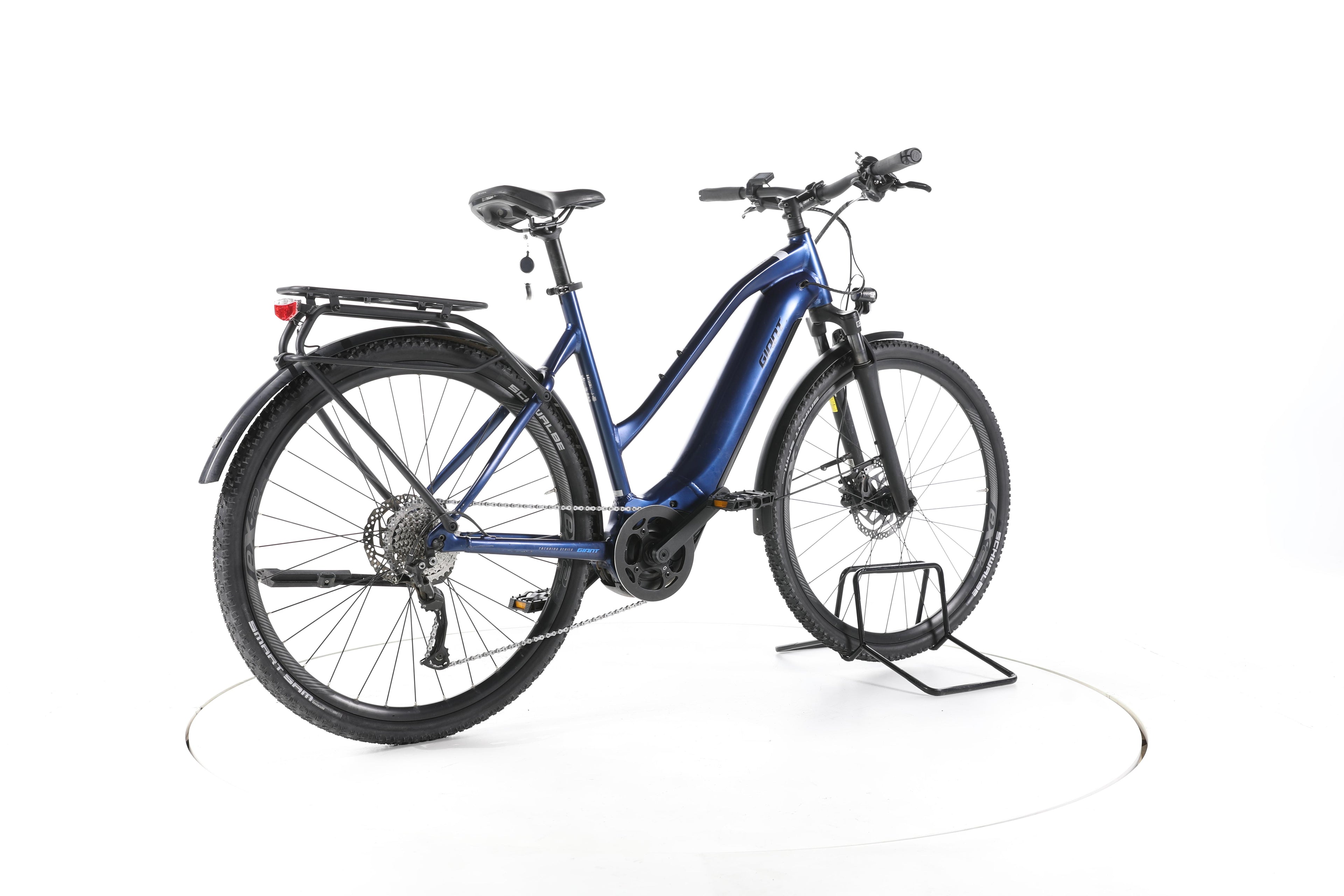 Giant Explore E+2 STA Trekking E-Bike - Image 12