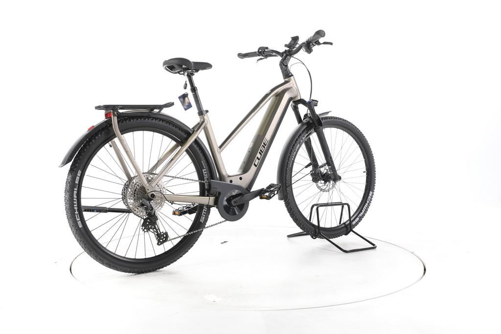 Cube Kathmandu Hybrid Pro Trekking E-Bike - Image 12