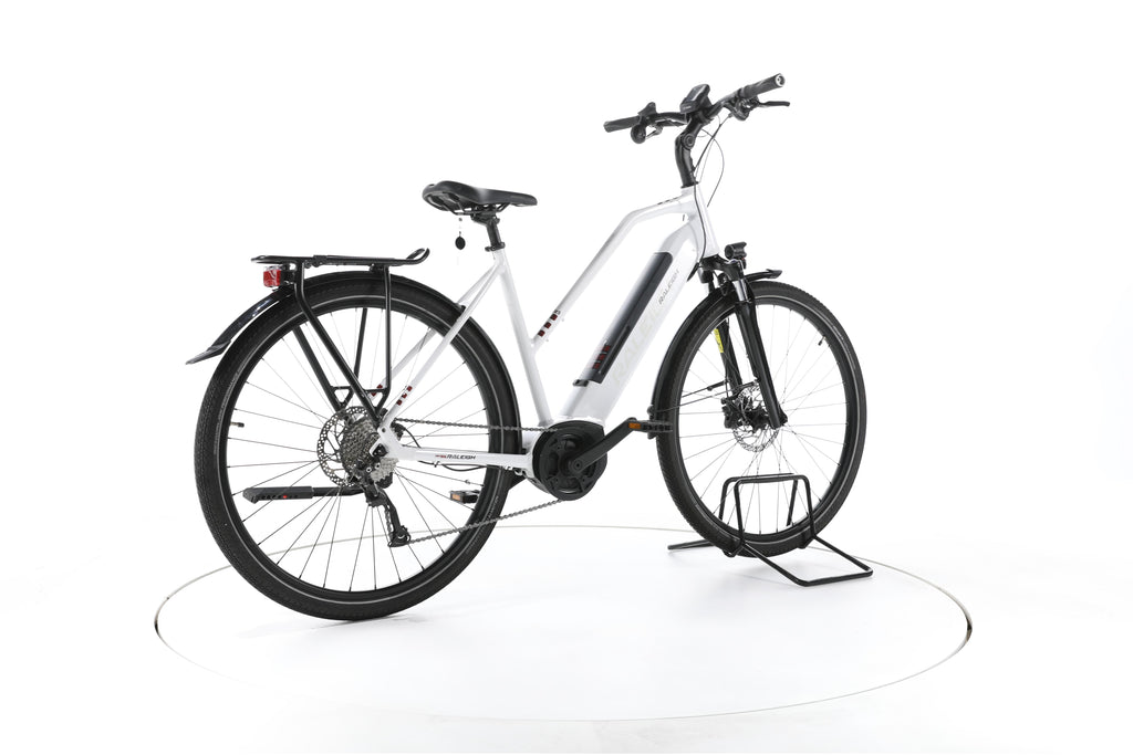 Raleigh Kent 9 Trekking E-Bike - Image 12