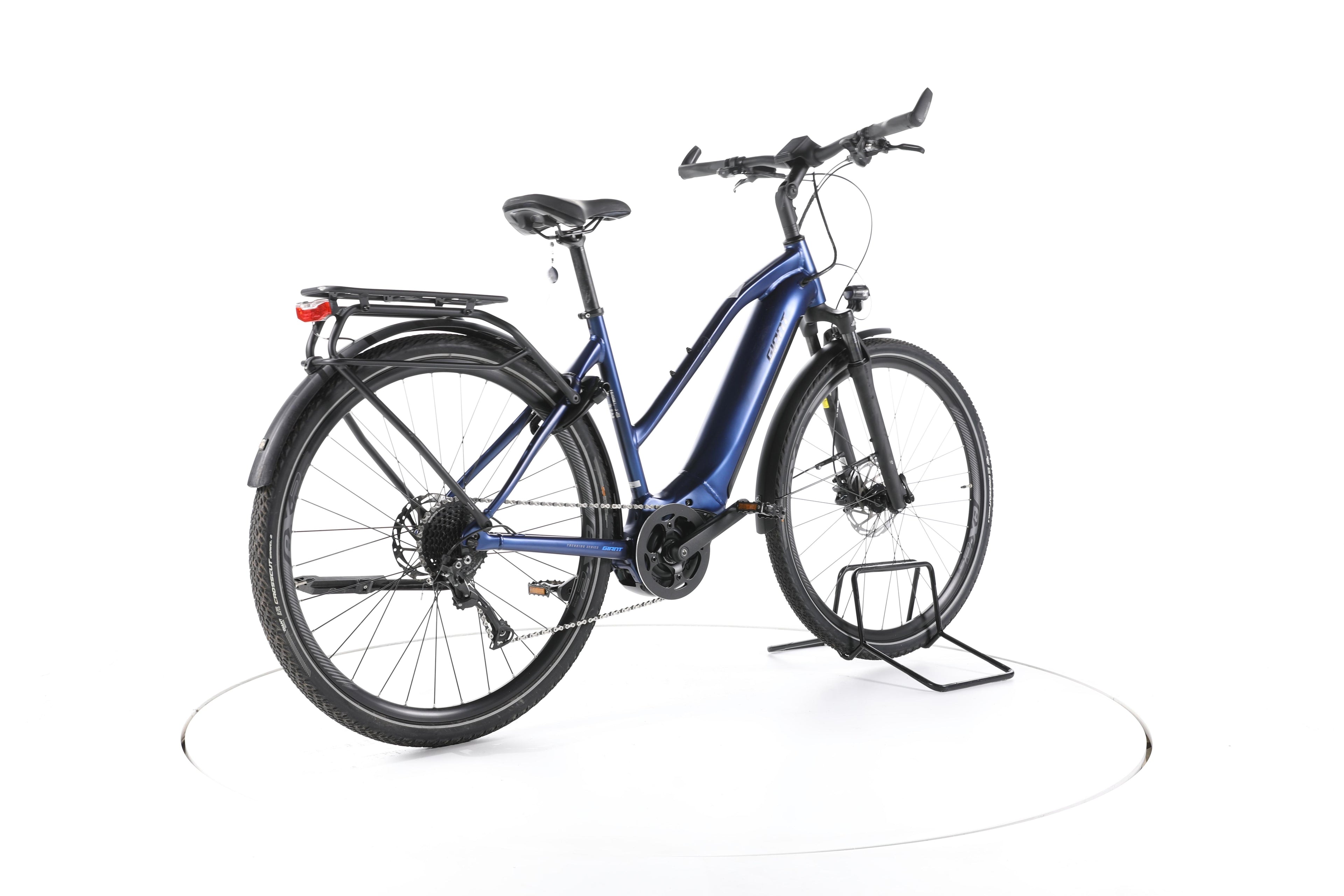 Giant Explore E+ 2 STA Trekking E-Bike - Image 12