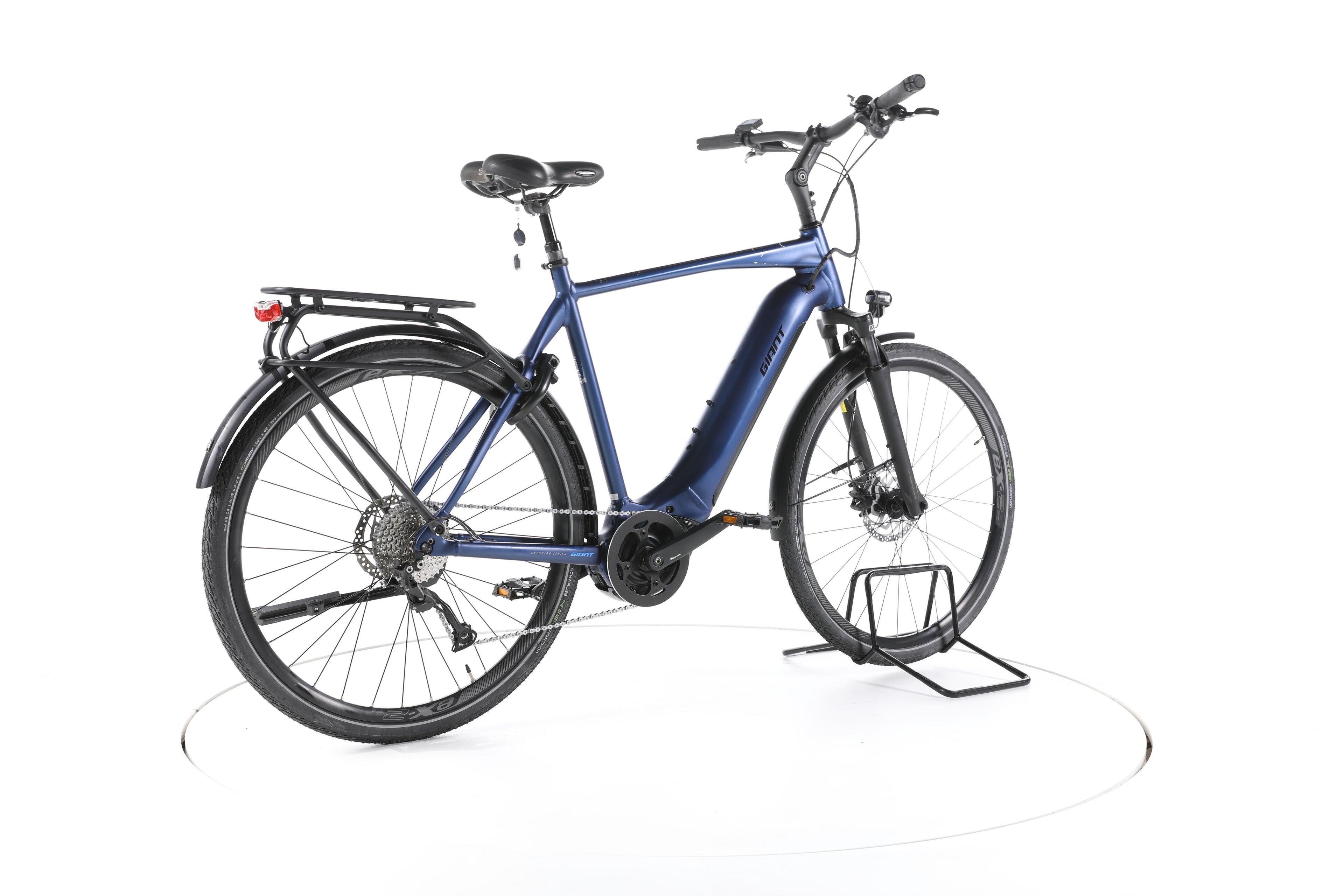 Giant Explore E+ 2 Trekking E-Bike - Image 12