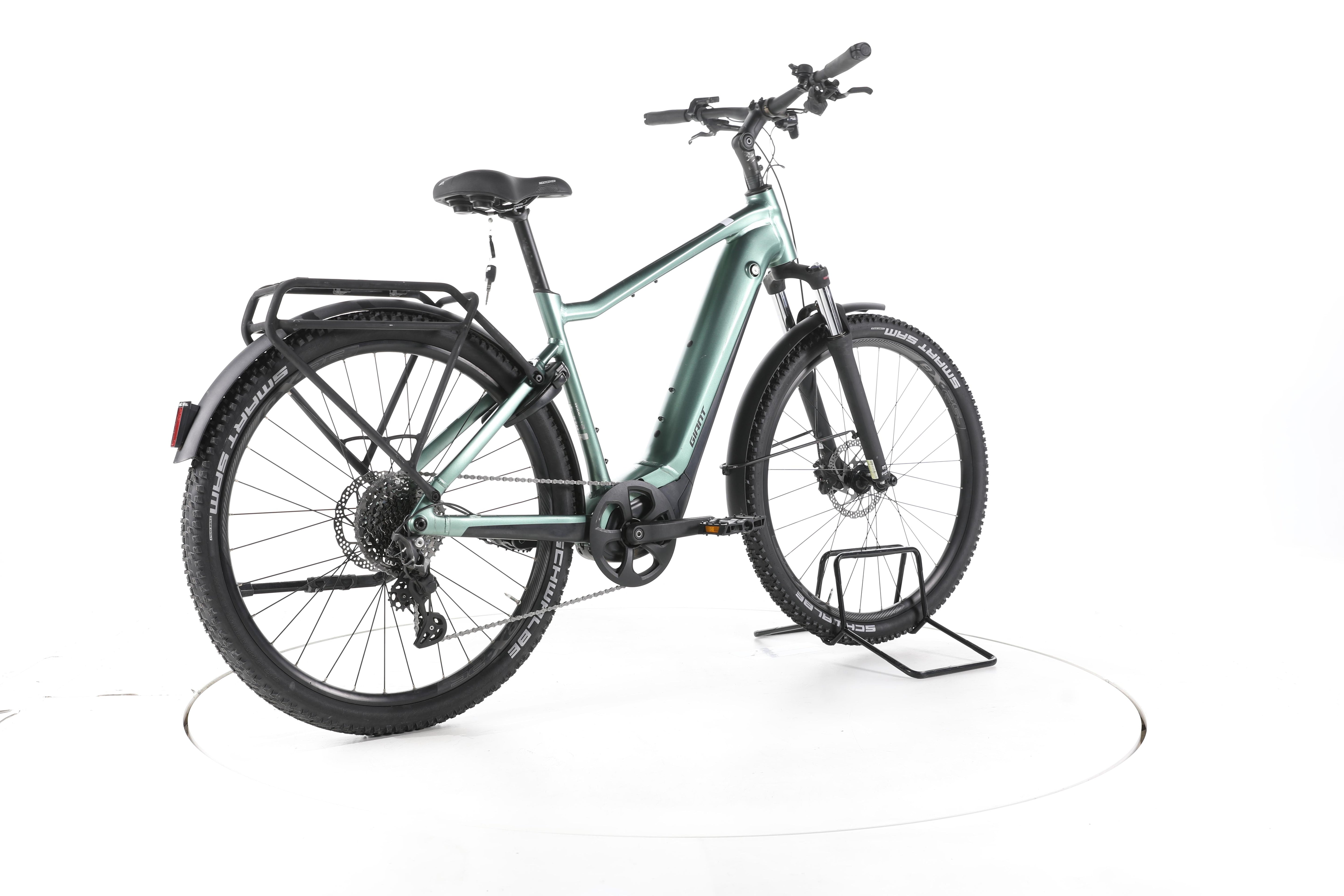 Giant Explore E+ 1 Trekking E-Bike - Image 12