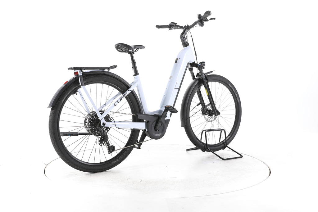 Cube Kathmandu Hybrid ONE Trekking E-Bike Tiefeinsteiger 2025 - Image 12