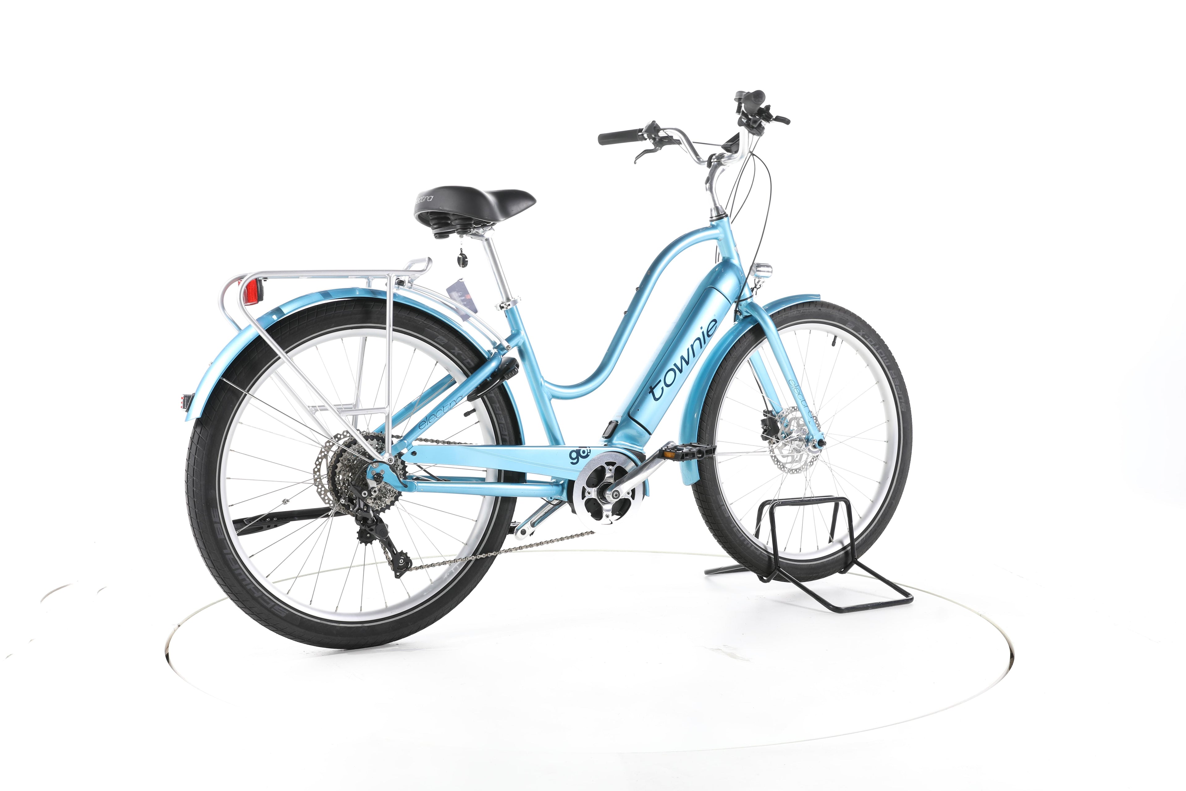 Electra Bicycle Townie Path Go! 10D EQ Trekking E-Bike - Image 12