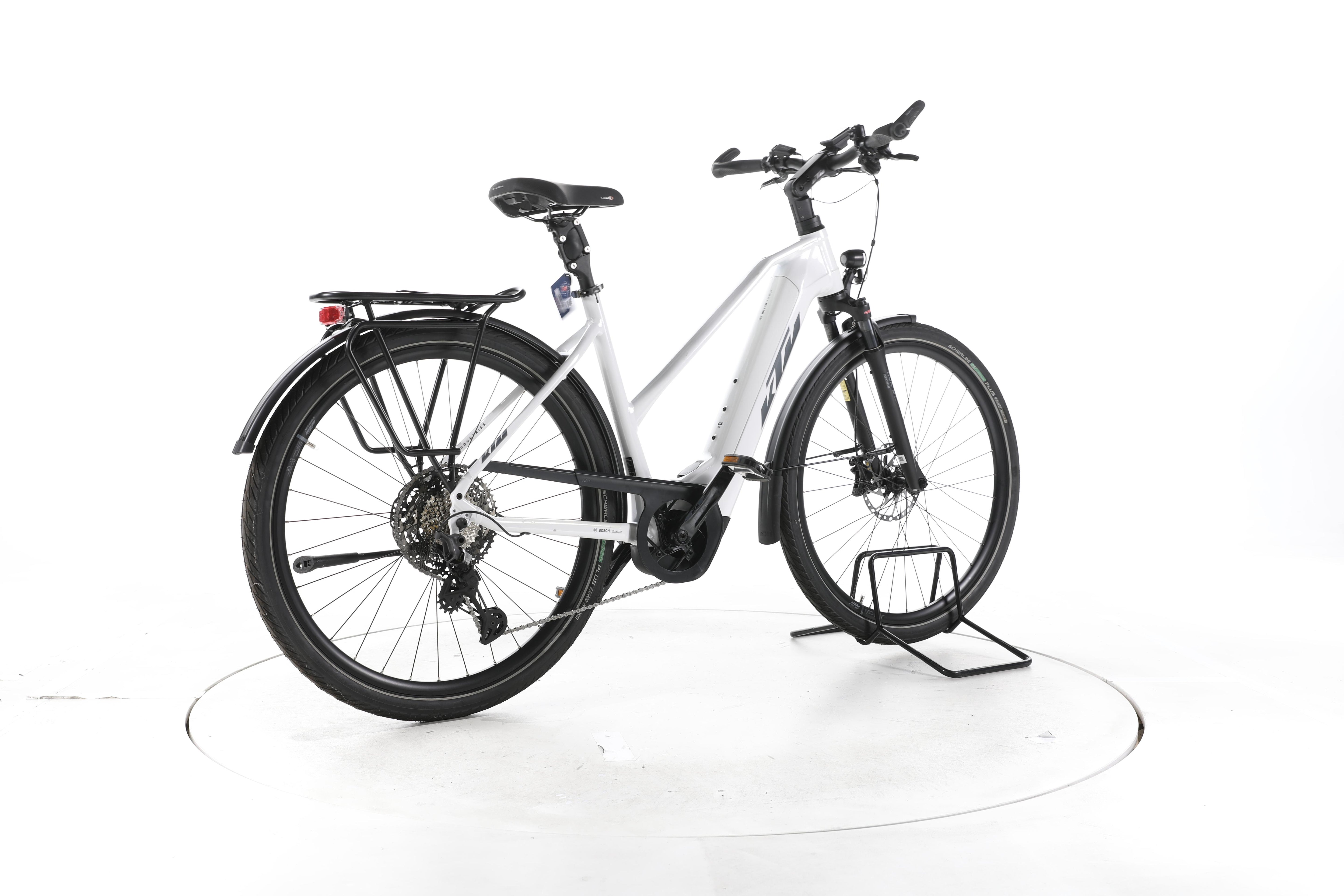 KTM Macina Style 720 Trekking E-Bike - Image 12