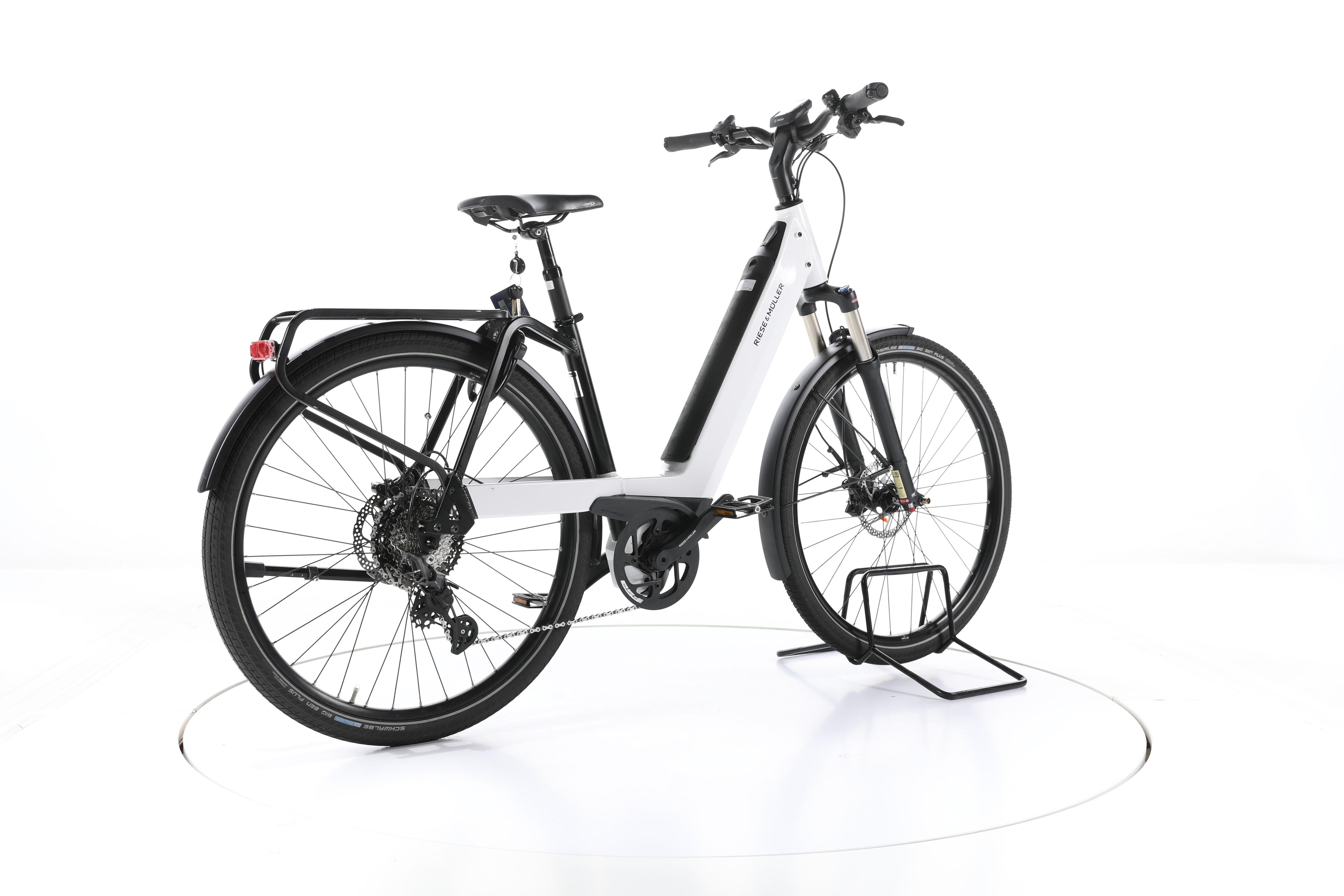 Riese & Müller Nevo touring Trekking E-Bike Tiefeinsteiger - Image 12