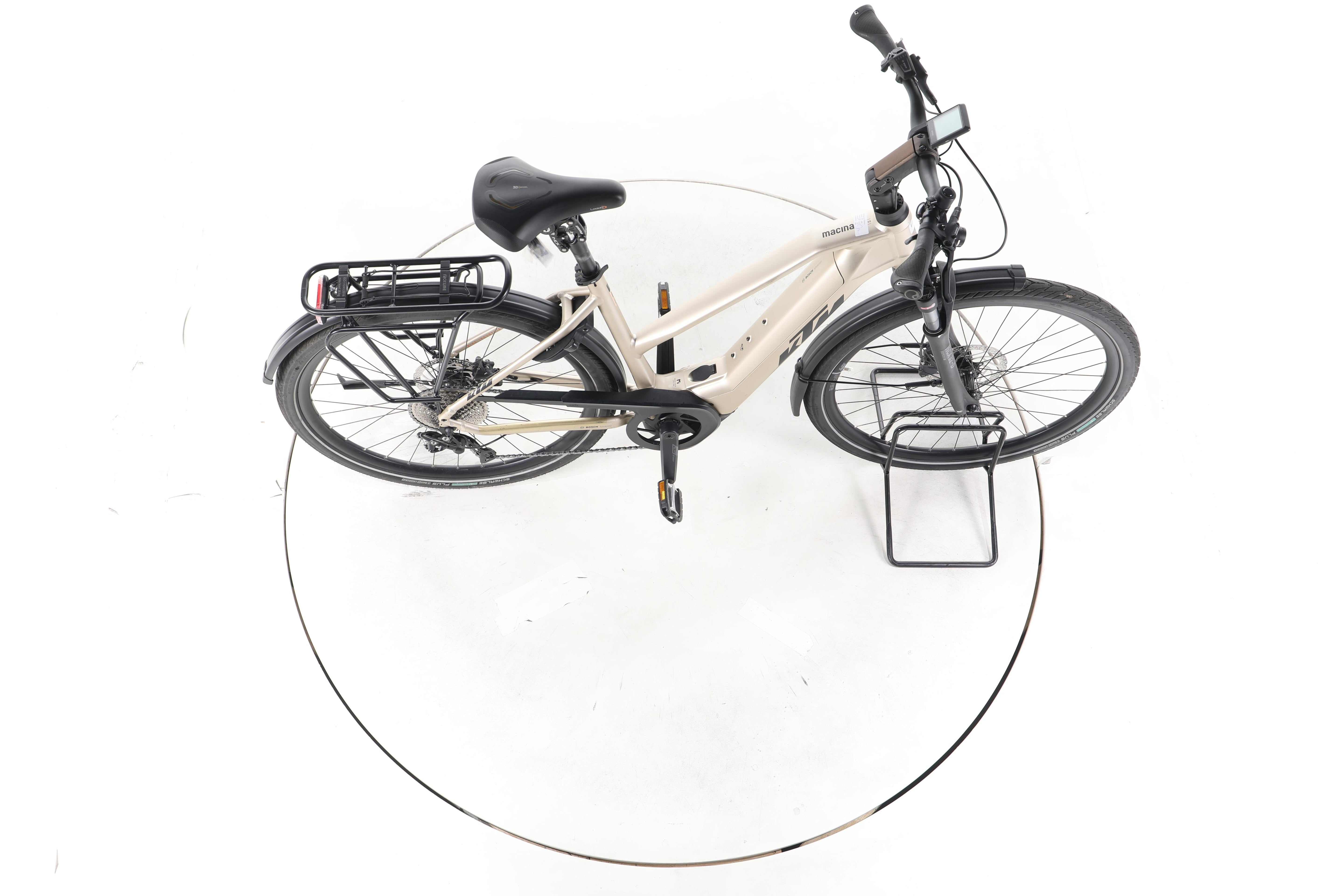 KTM Macina Style 740 Trekking E-Bike - Image 13
