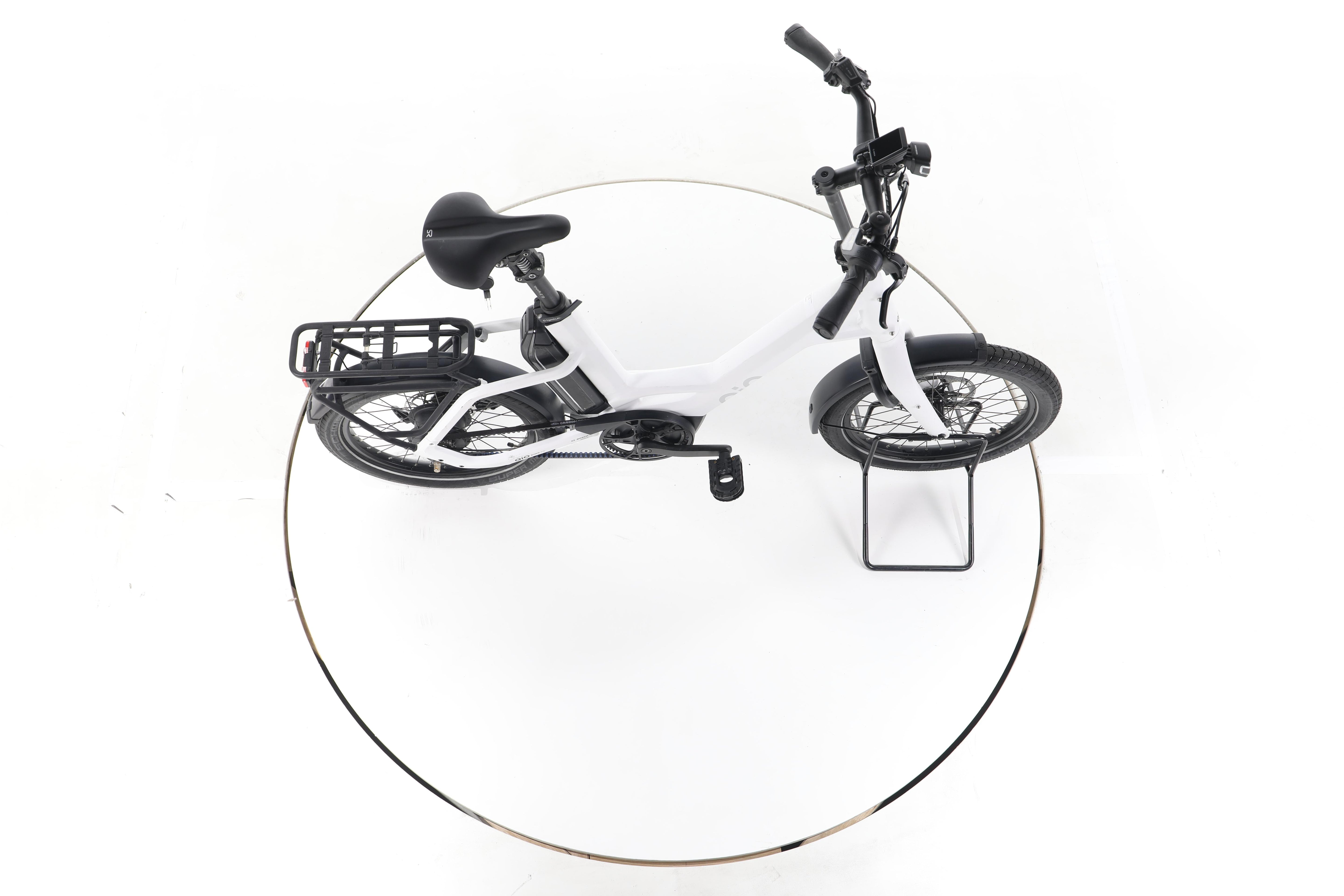 QIO Eins P-E E-Cruiser Bikes - Image 13