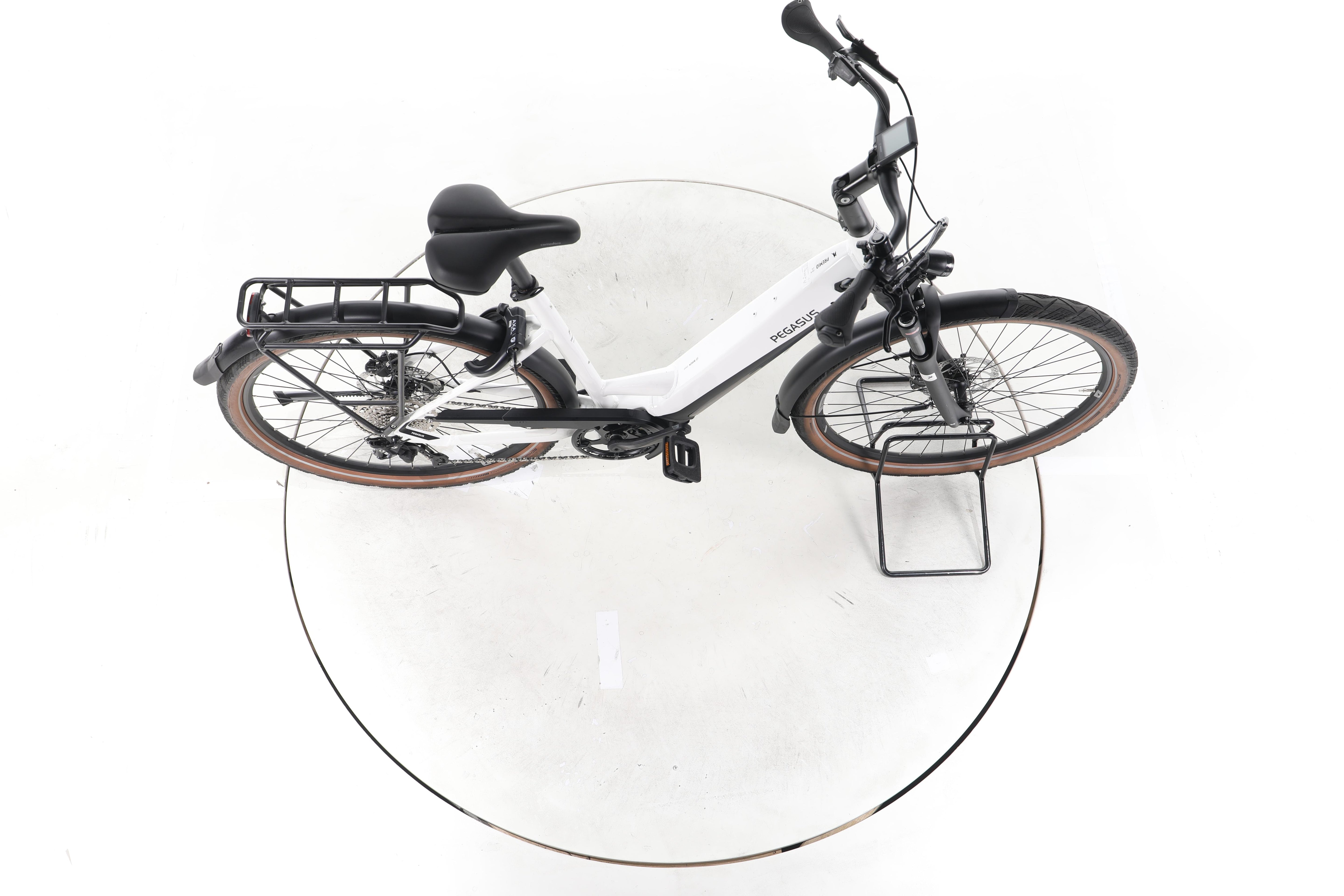 Pegasus Premio EVO Lite Trekking E-Bike Tiefeinsteiger - Image 13