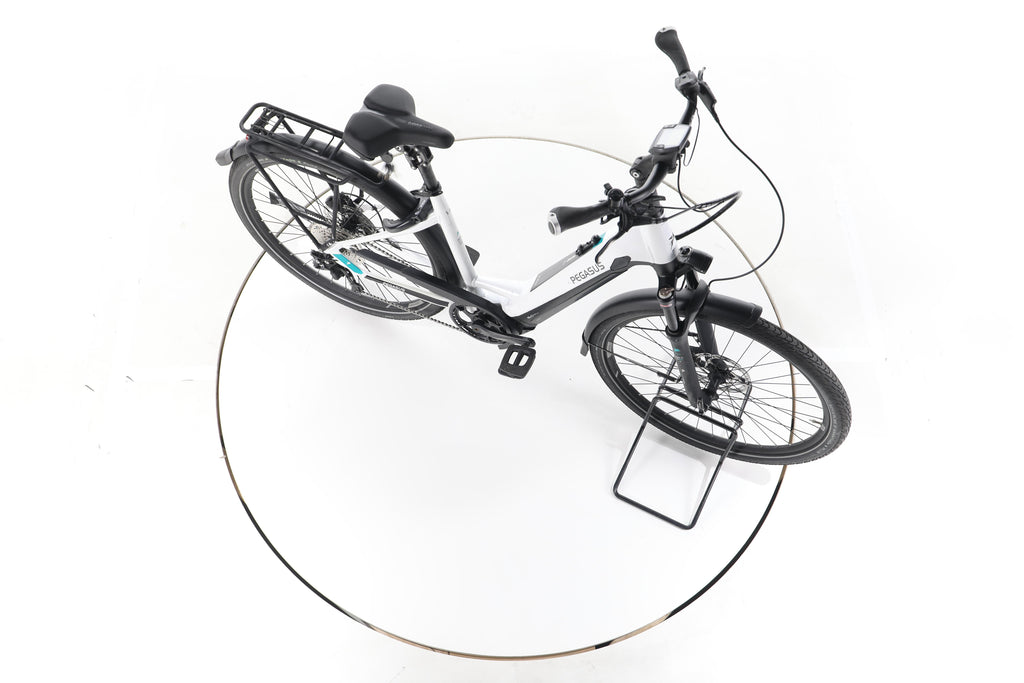 Pegasus Premio Evo Lite Comfort Trekking E-Bike Tiefeinsteiger - Image 14