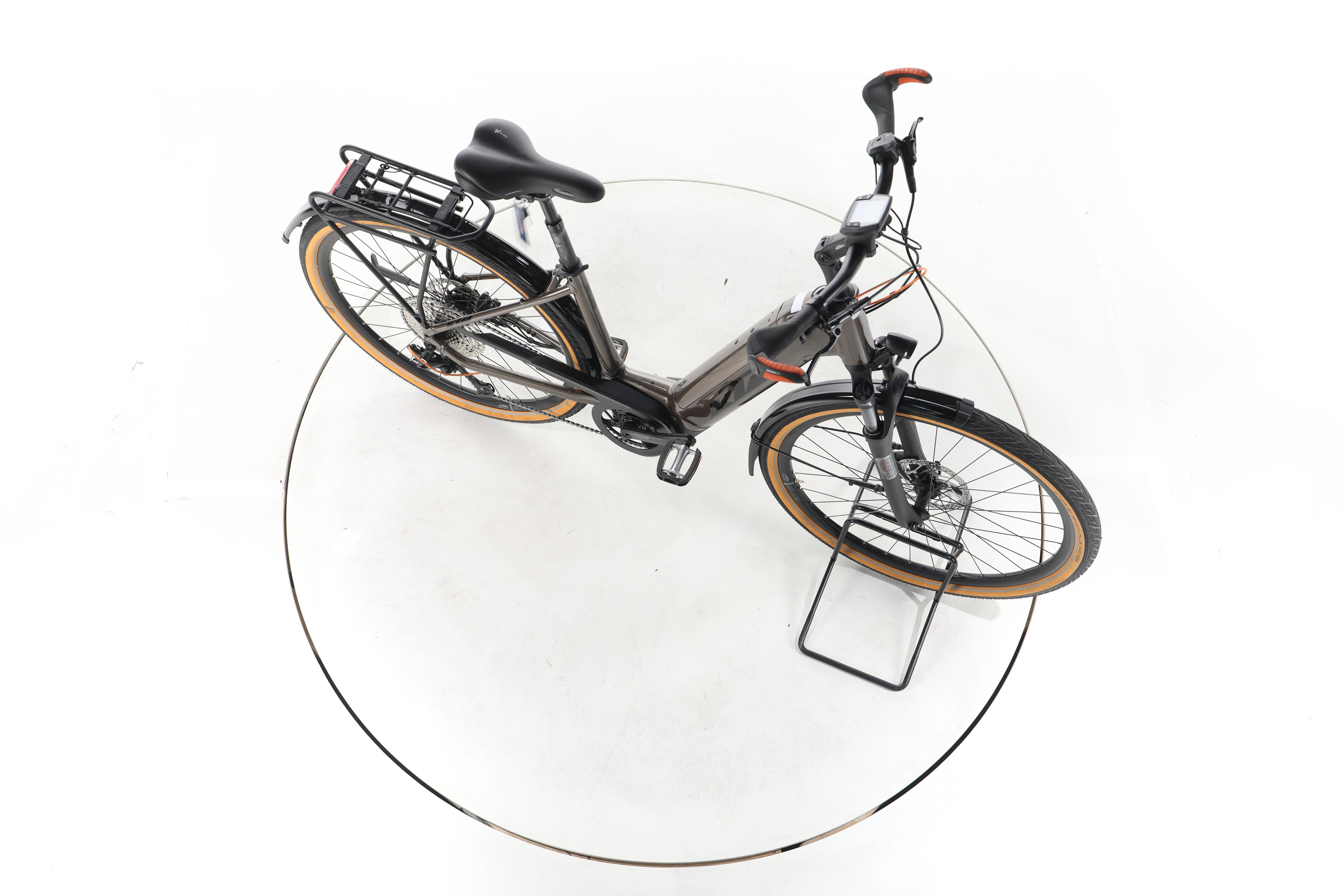 KTM Macina Ultimate Pro Trekking E-Bike Tiefeinsteiger - Image 14