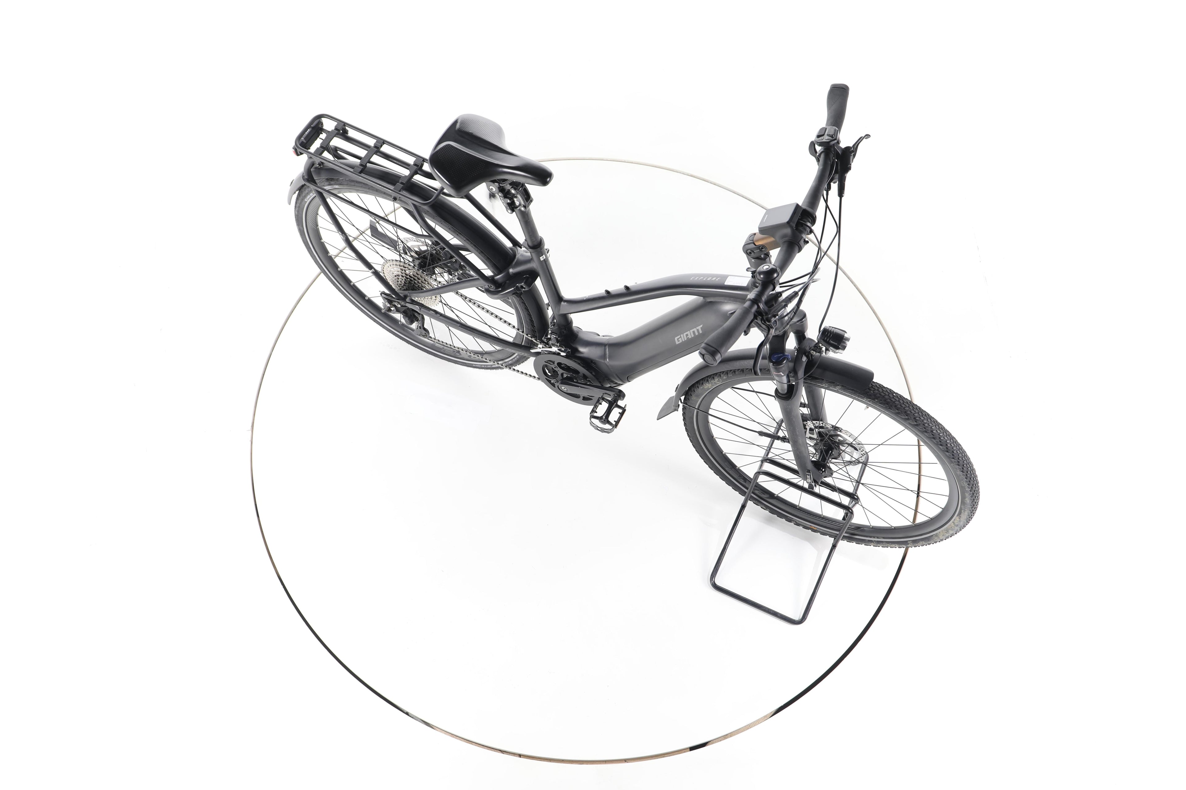 Giant Explore E+ 1 Trekking E-Bike - Image 14