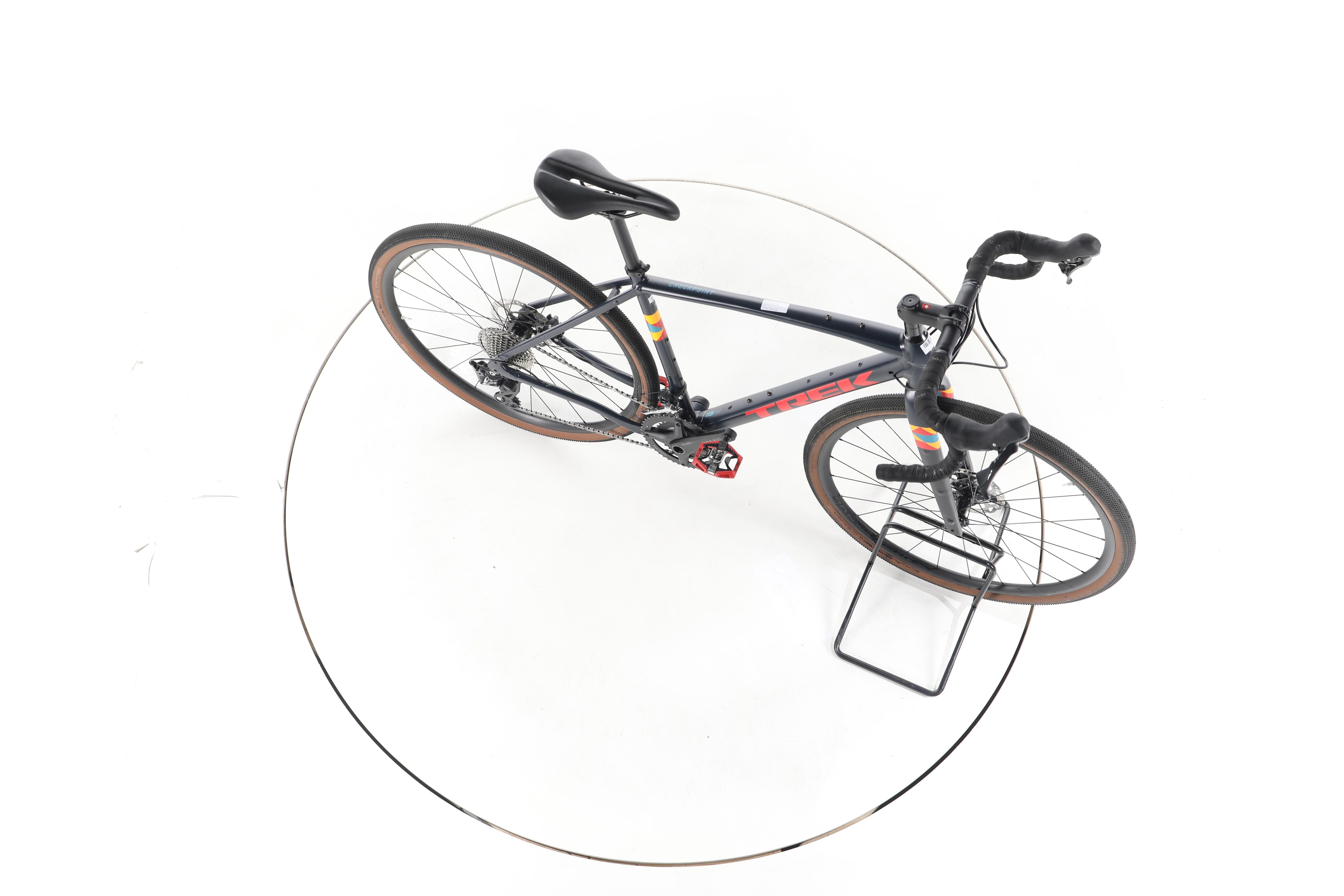 Trek Checkpoint ALR 5 - Image 14
