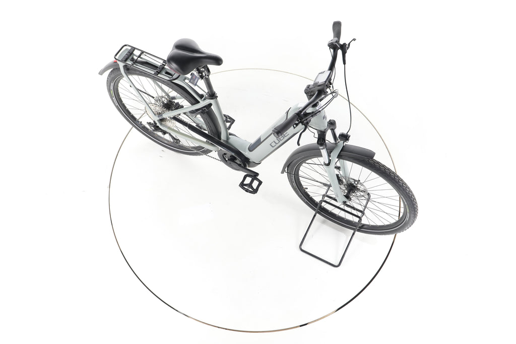Cube Touring Hybrid Pro Trekking E-Bike Tiefeinsteiger - Image 14
