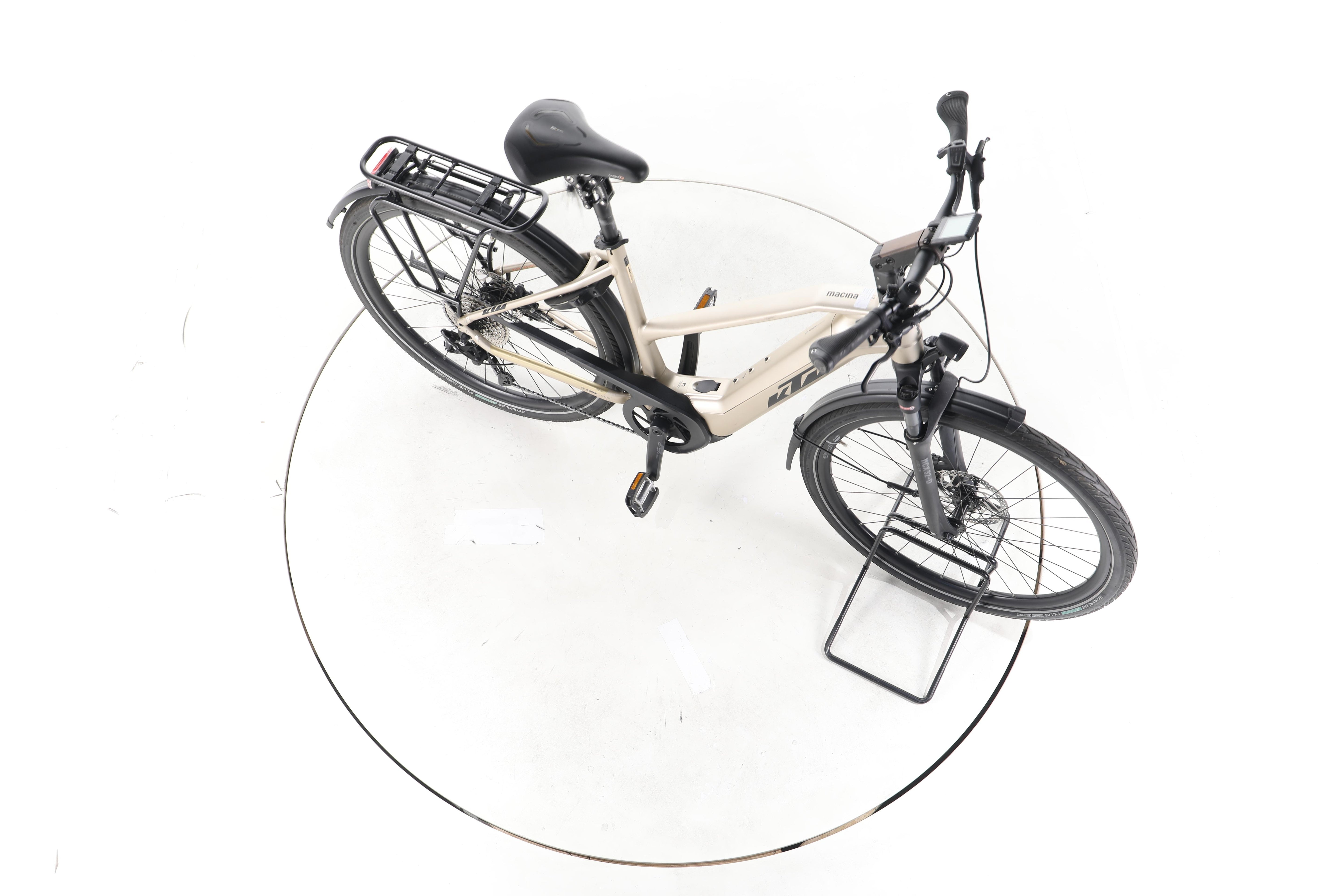 KTM Macina Style 740 Trekking E-Bike - Image 14