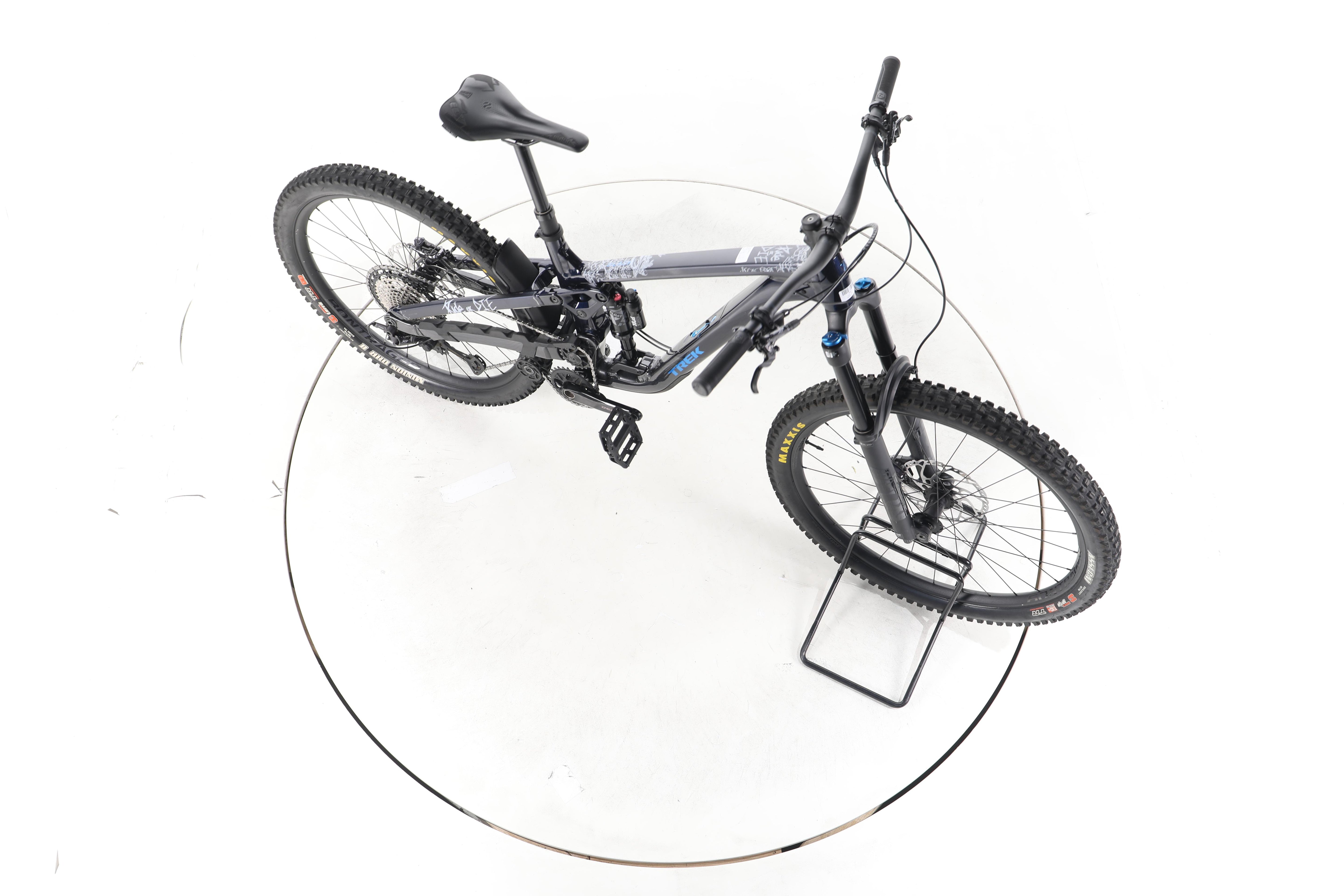 Trek Slash 8 XT Fahrrad Fully - Image 14