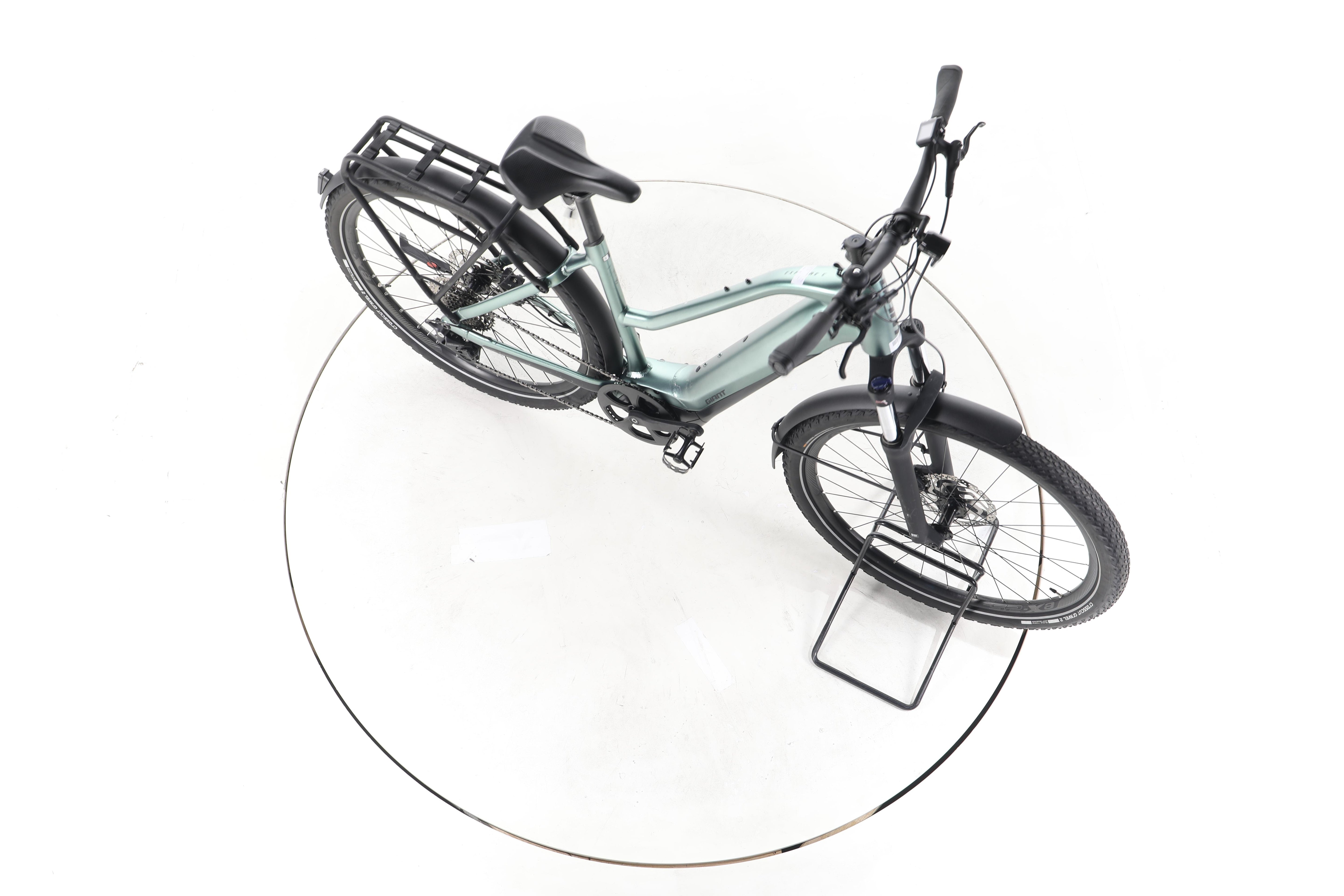 Giant Explore E+1 Trekking E-Bike - Image 14