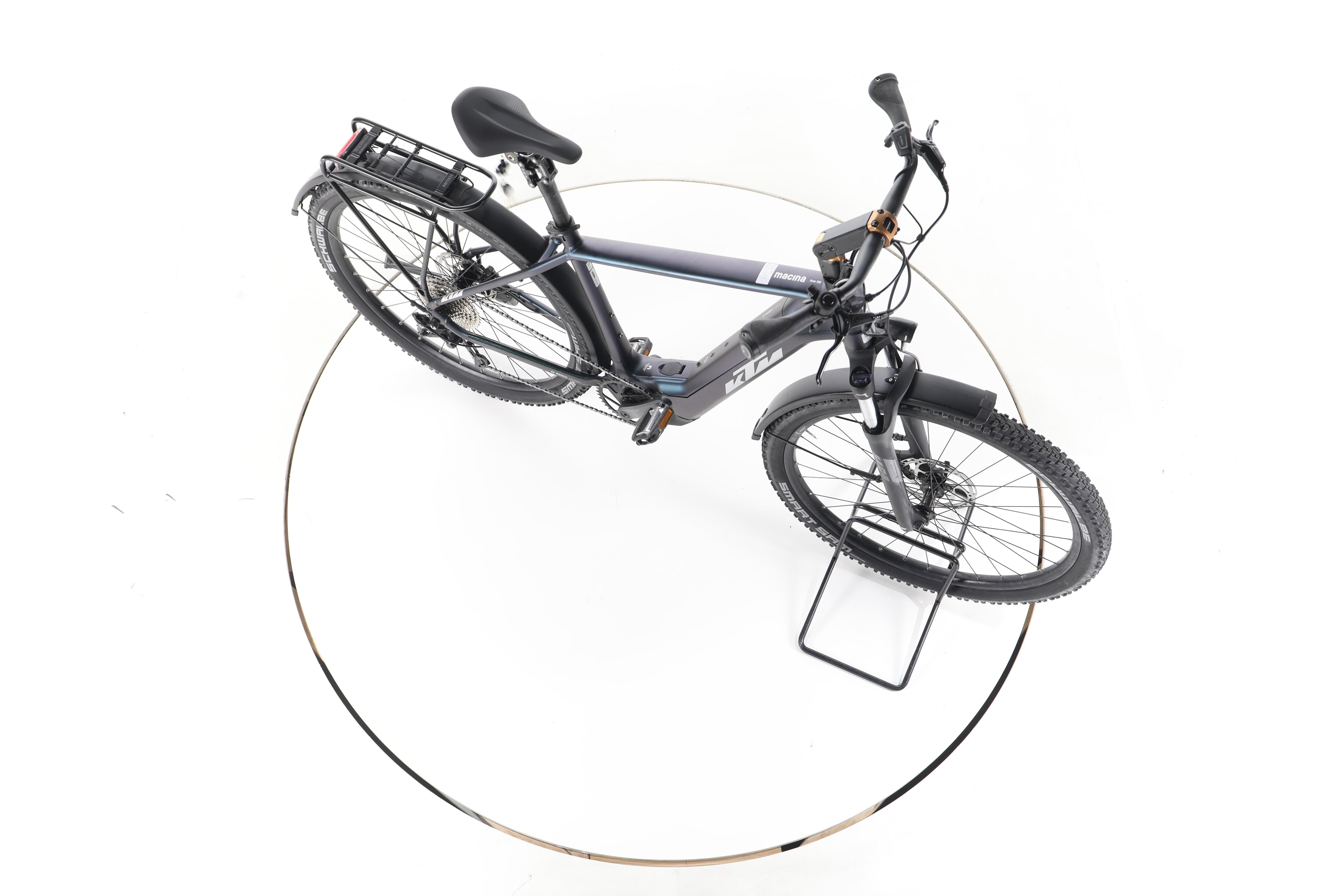KTM Macina Gran 720 Trekking E-Bike - Image 14