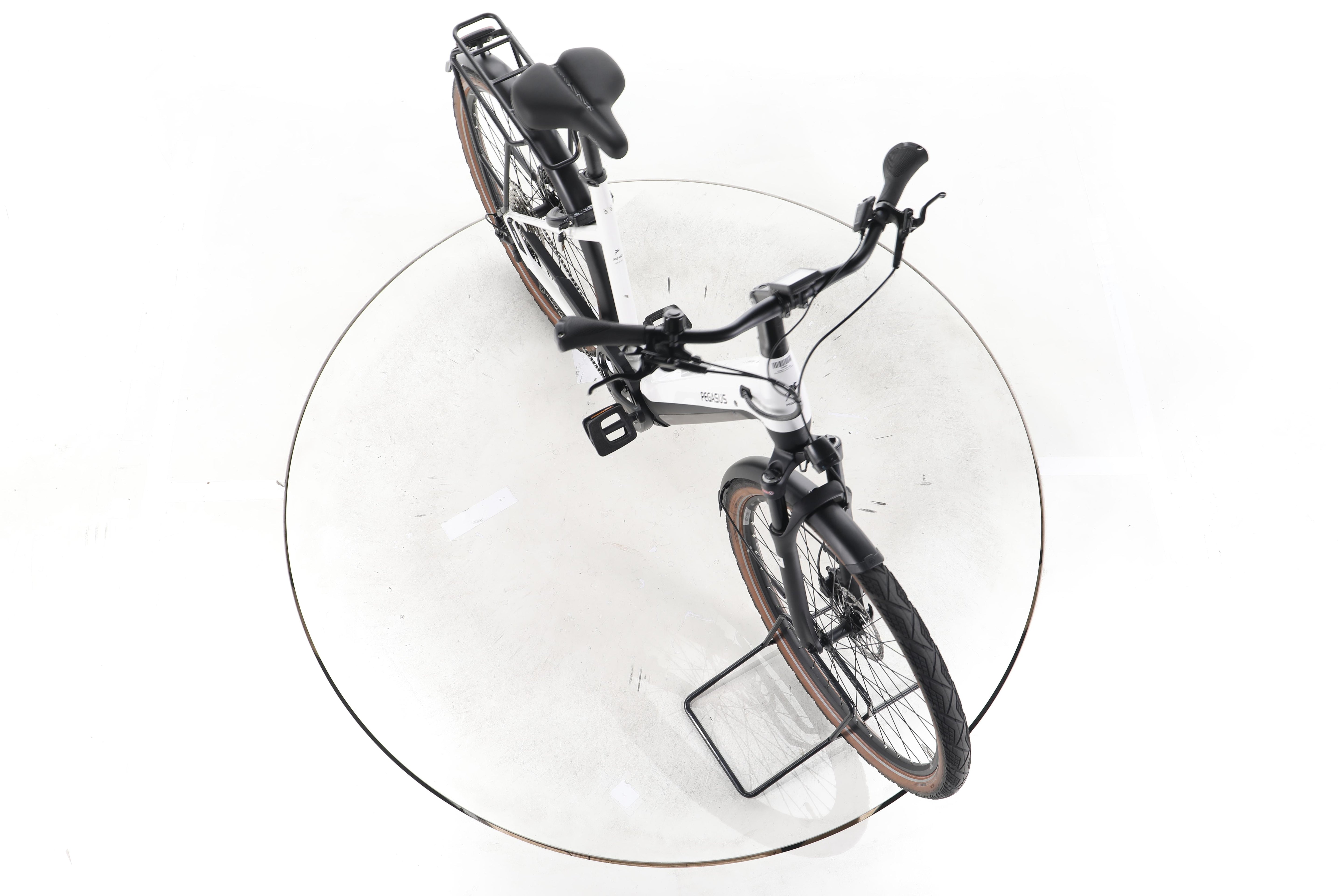 Pegasus Premio EVO Lite Trekking E-Bike Tiefeinsteiger - Image 15