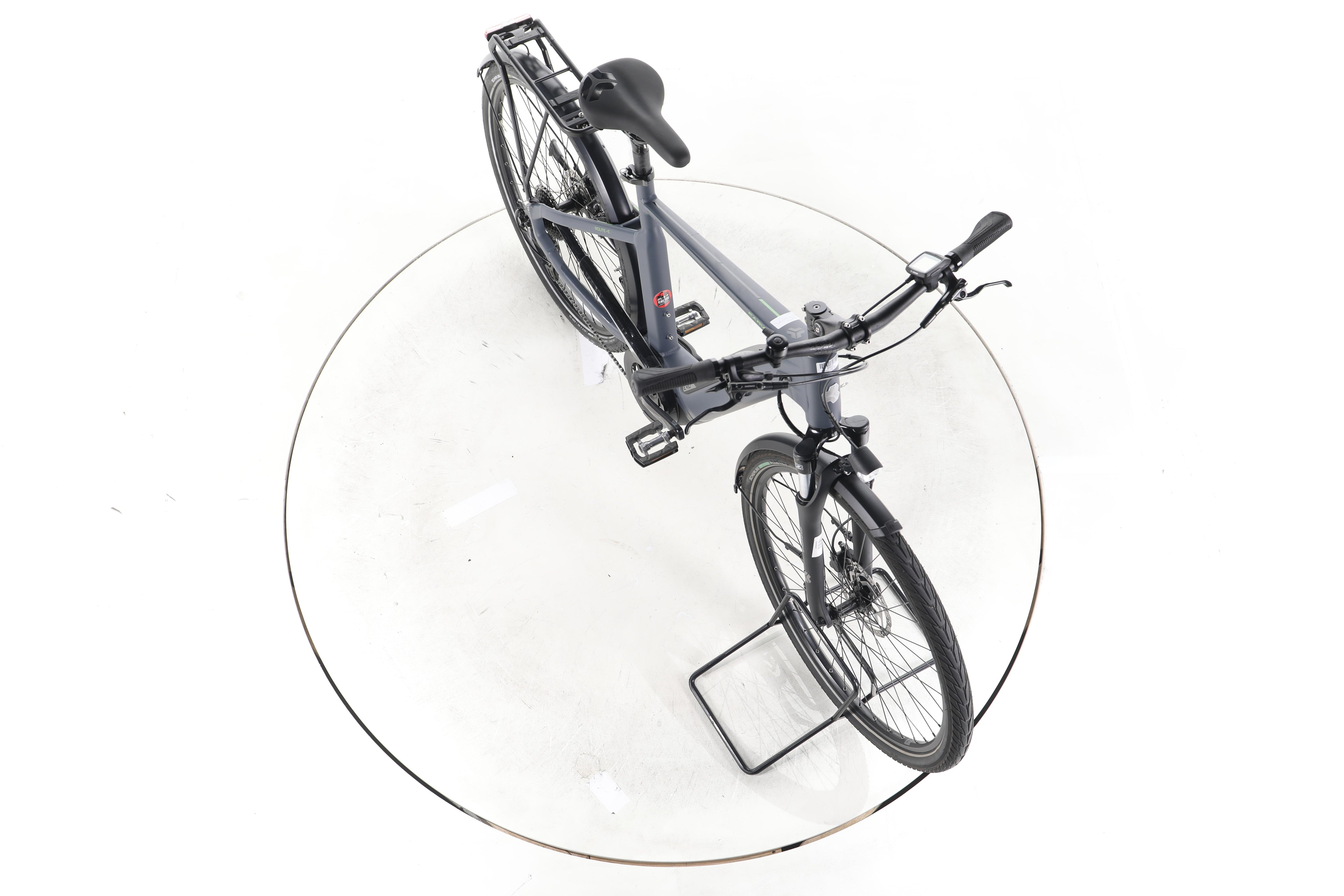 Carver Route E.410 Trekking E-Bike - Image 15