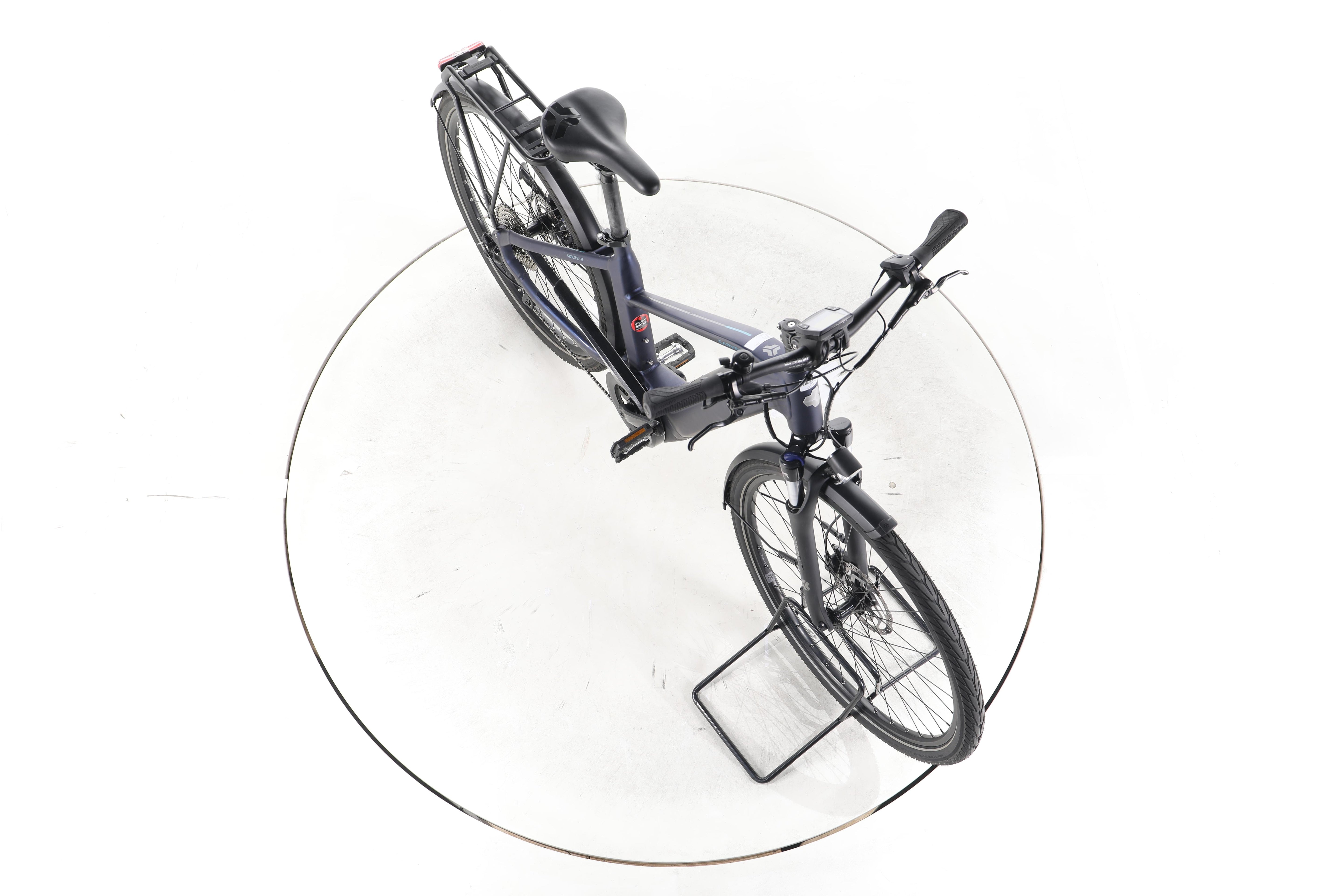 Carver Route E.420 Trekking E-Bike - Image 15