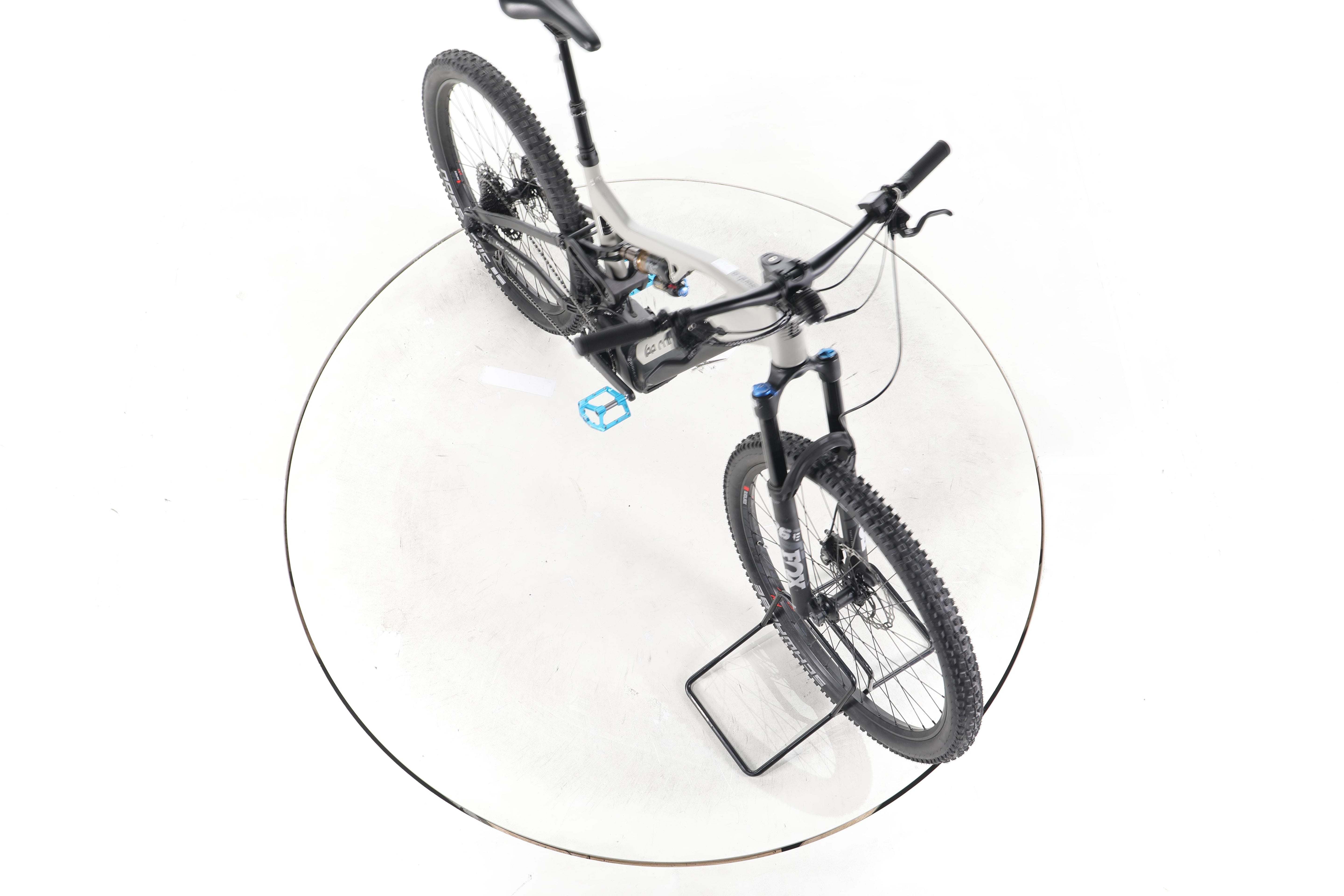 Lee Cougan E-Quest Team E-Bike Fully - Image 15