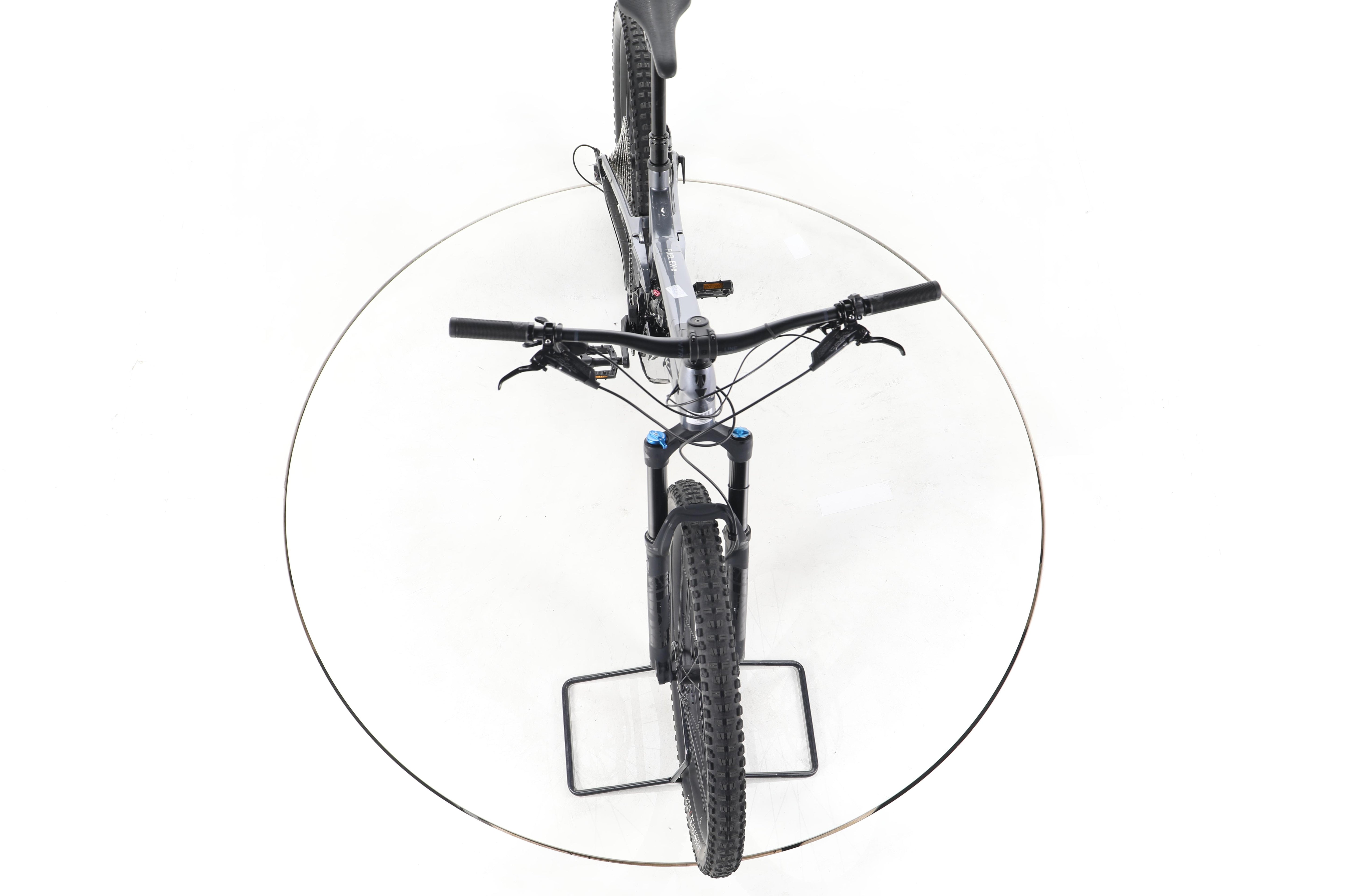 Trek Fuel EXe 9.7 E-Bike Fully Carbon - Image 16