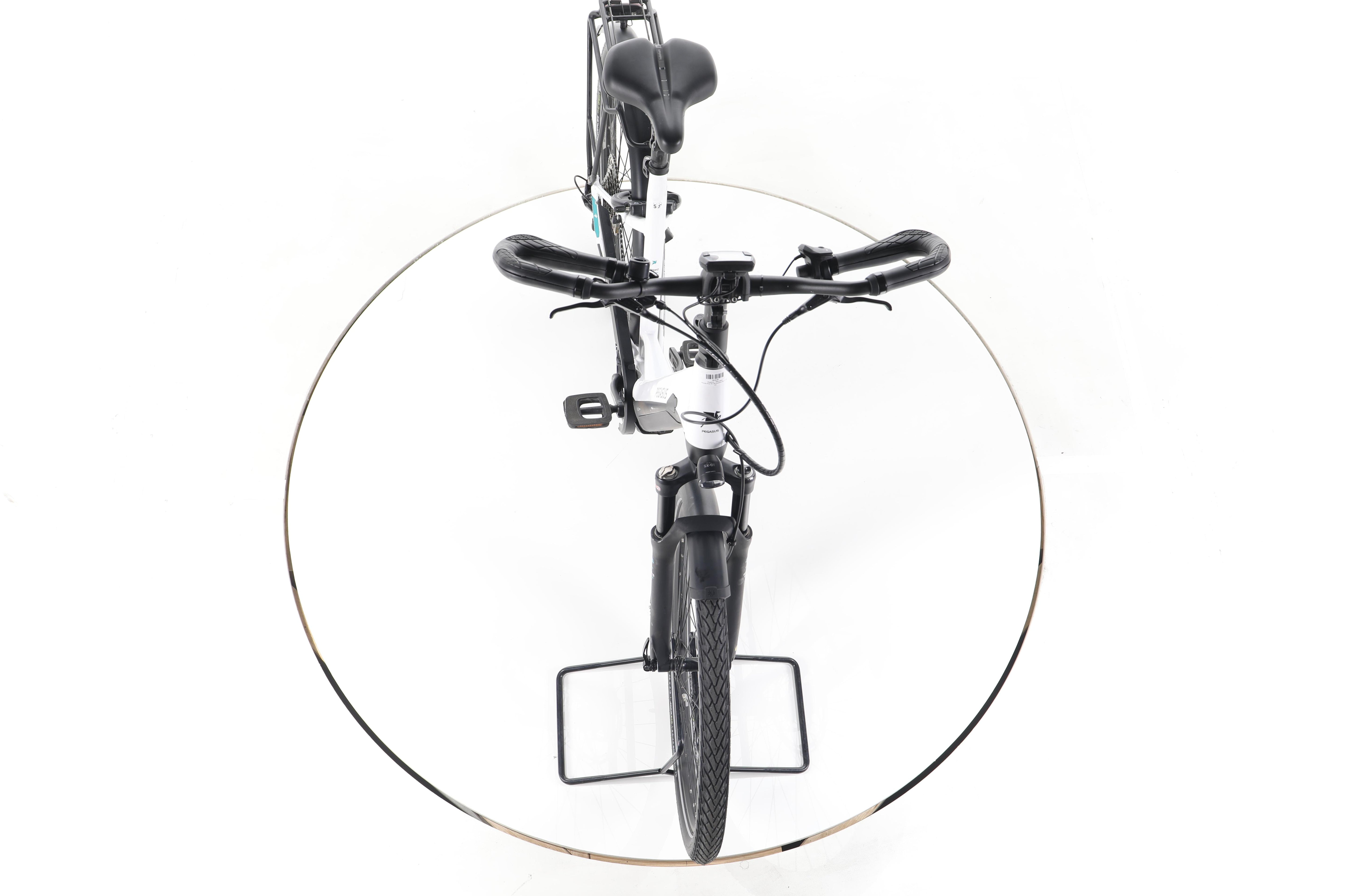 Pegasus Premio Evo 10 Lite Comfort Trekking E-Bike Tiefeinsteiger - Image 16