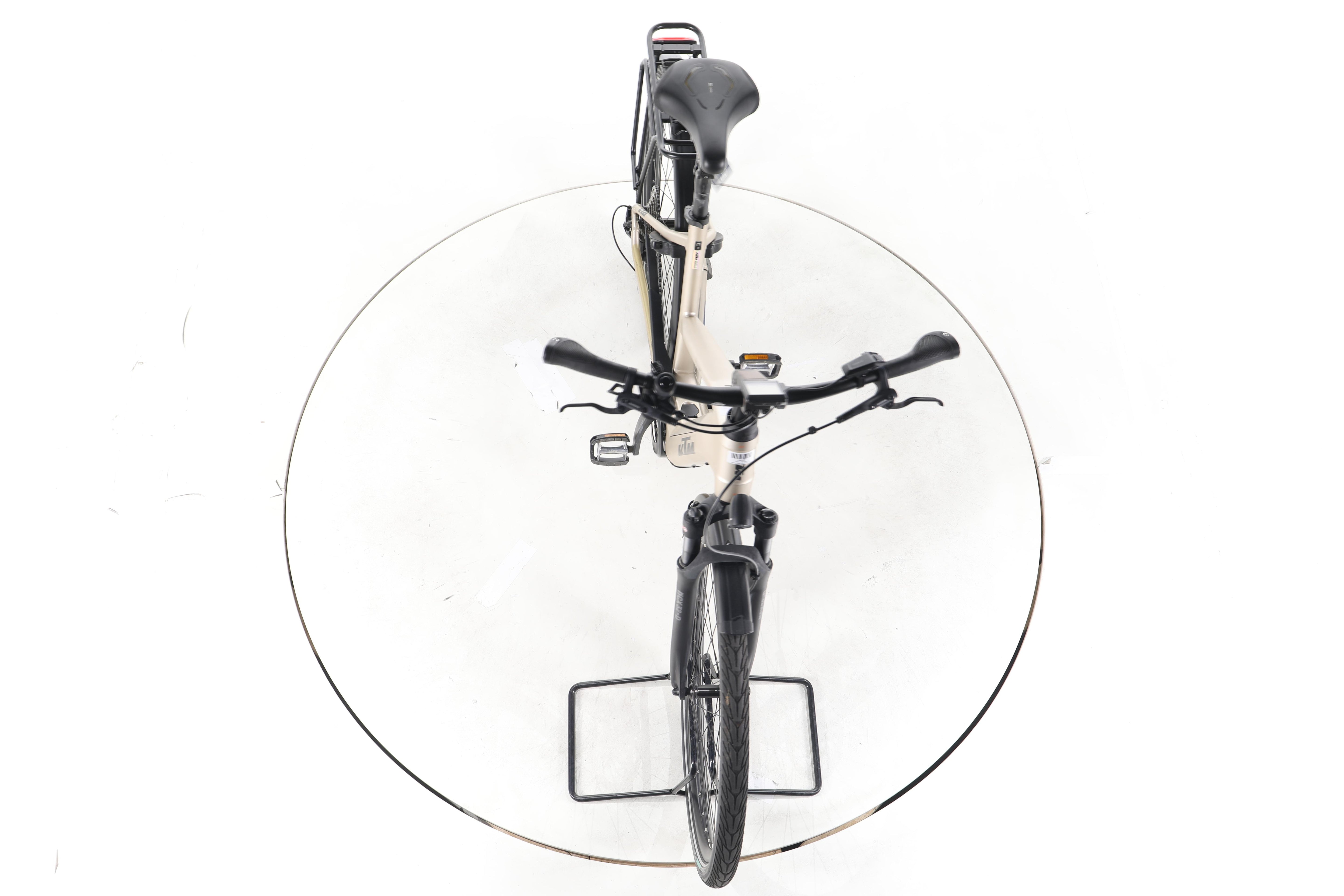 KTM Macina Style 740 Trekking E-Bike - Image 16