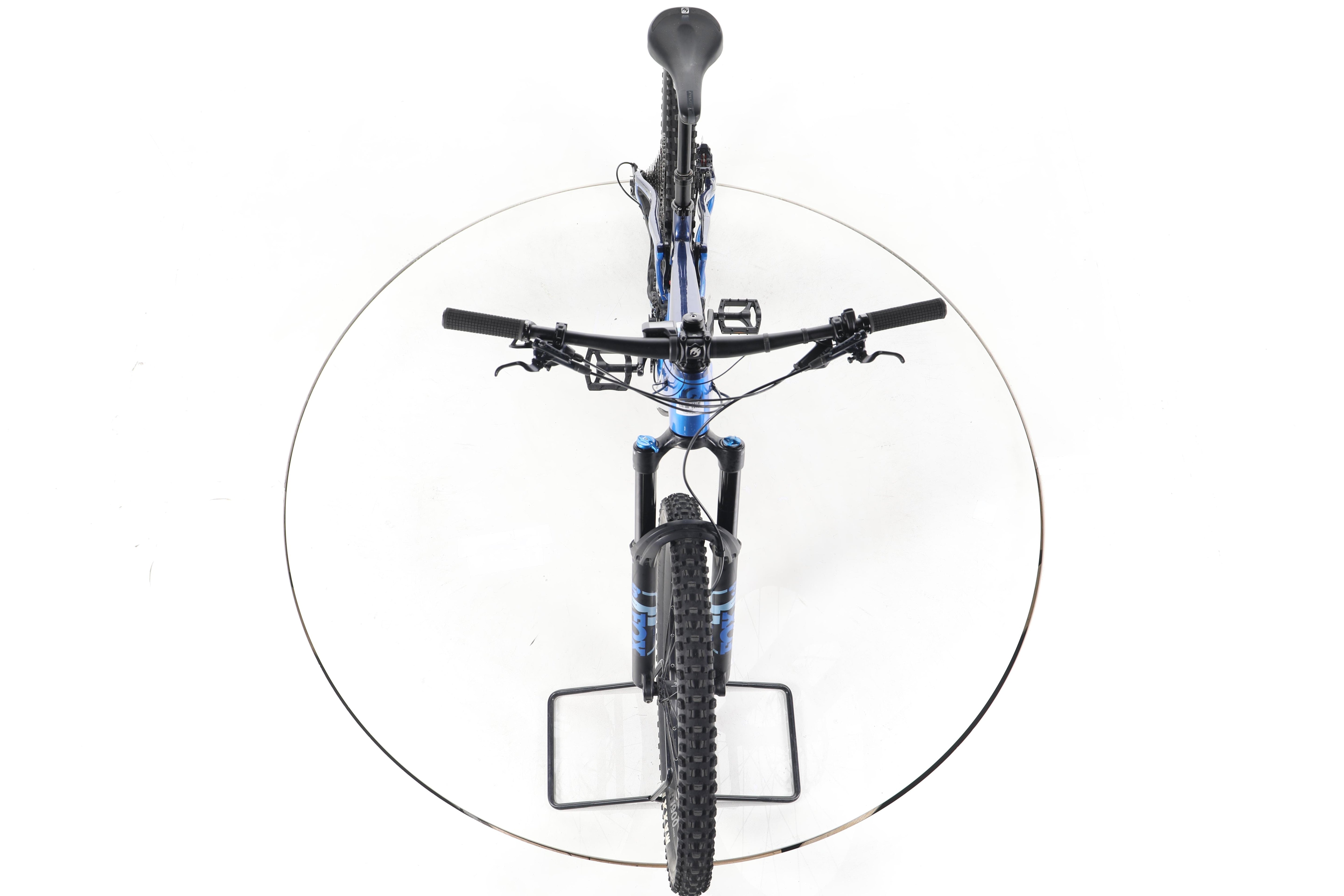 Pivot Cycles Shuttle LT E-Bike Fully Carbon - Image 16