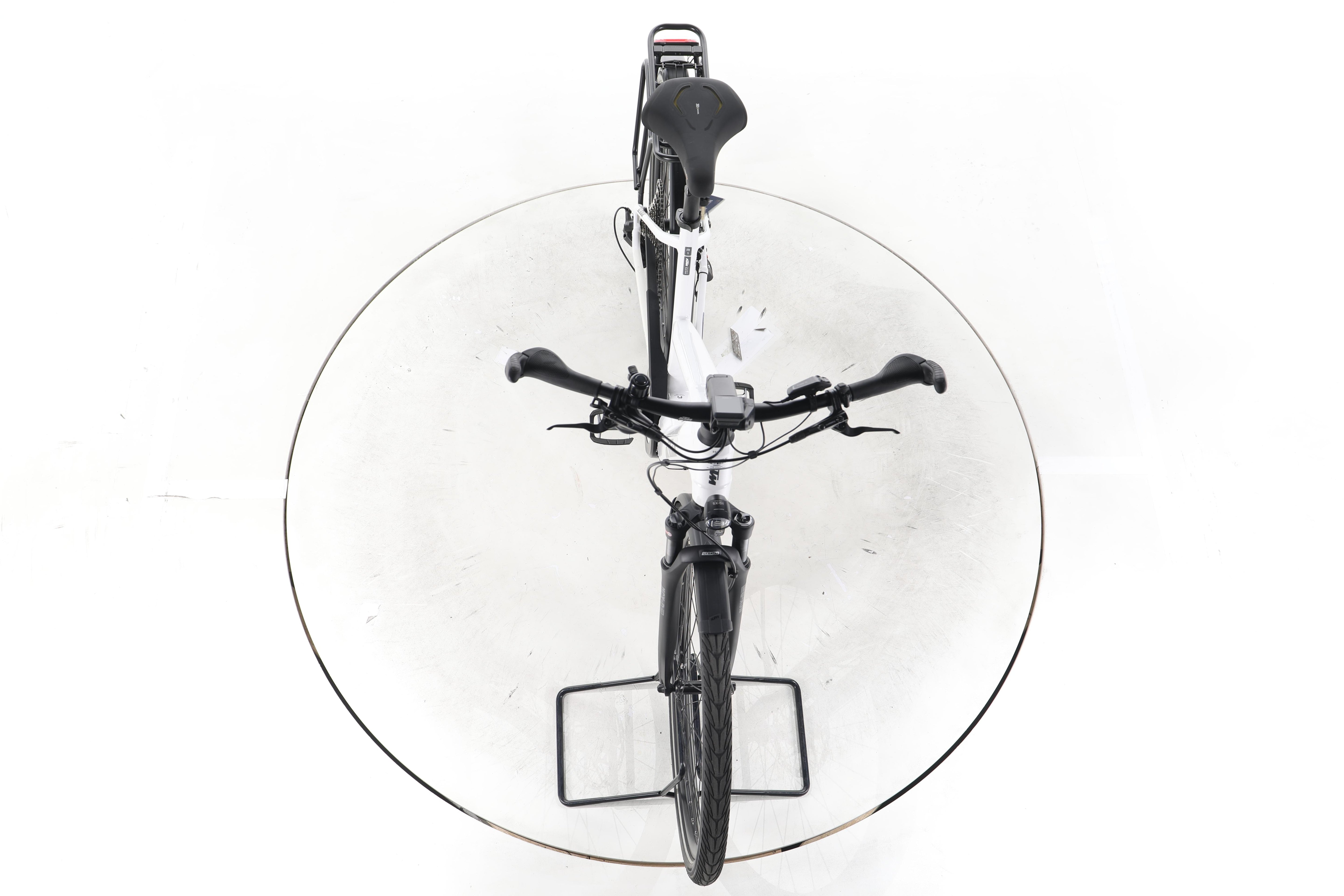 KTM Macina Style 720 Trekking E-Bike - Image 16