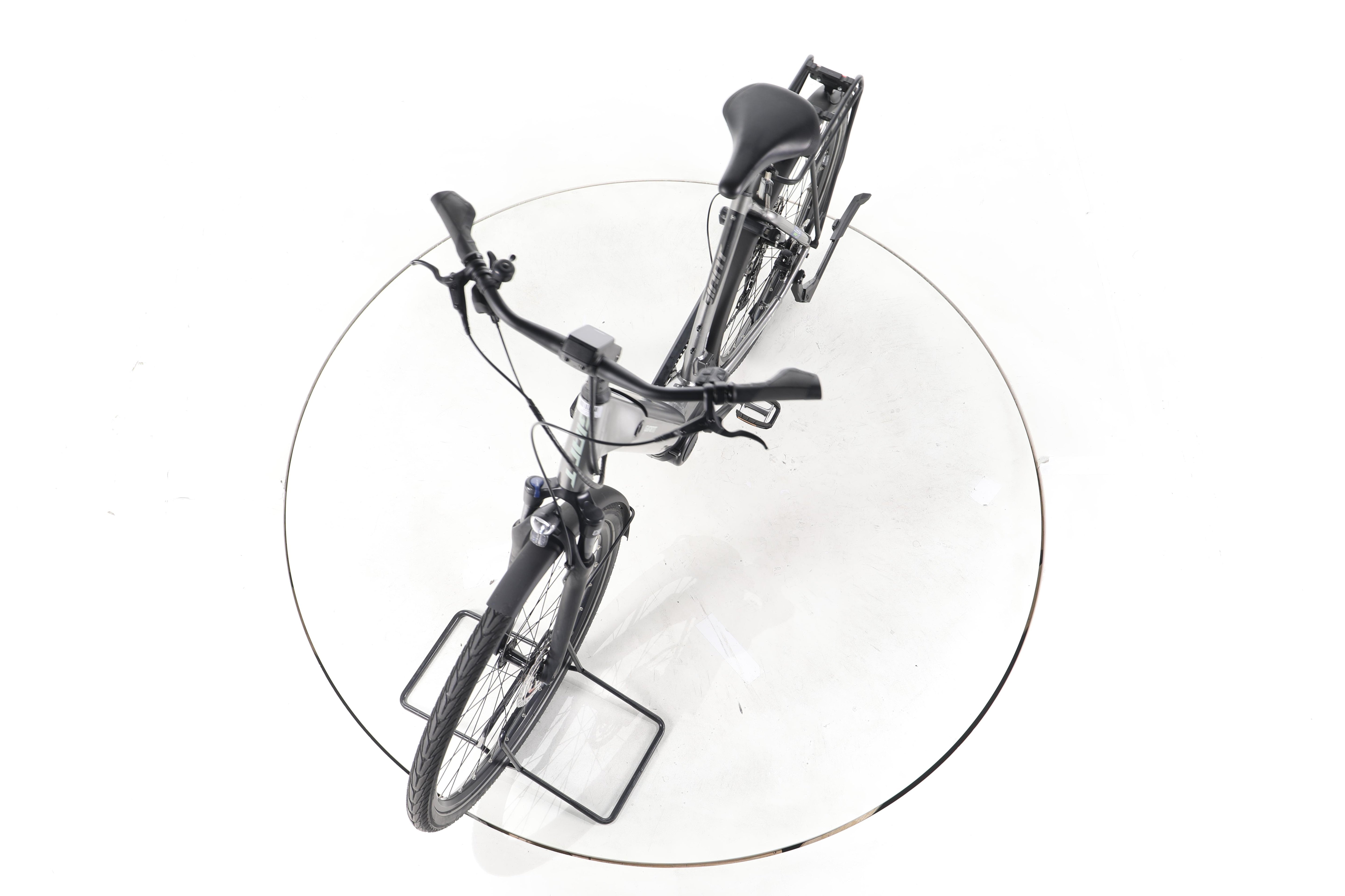 Giant DailyTour E+ 2 Trekking E-Bike Tiefeinsteiger - Image 17