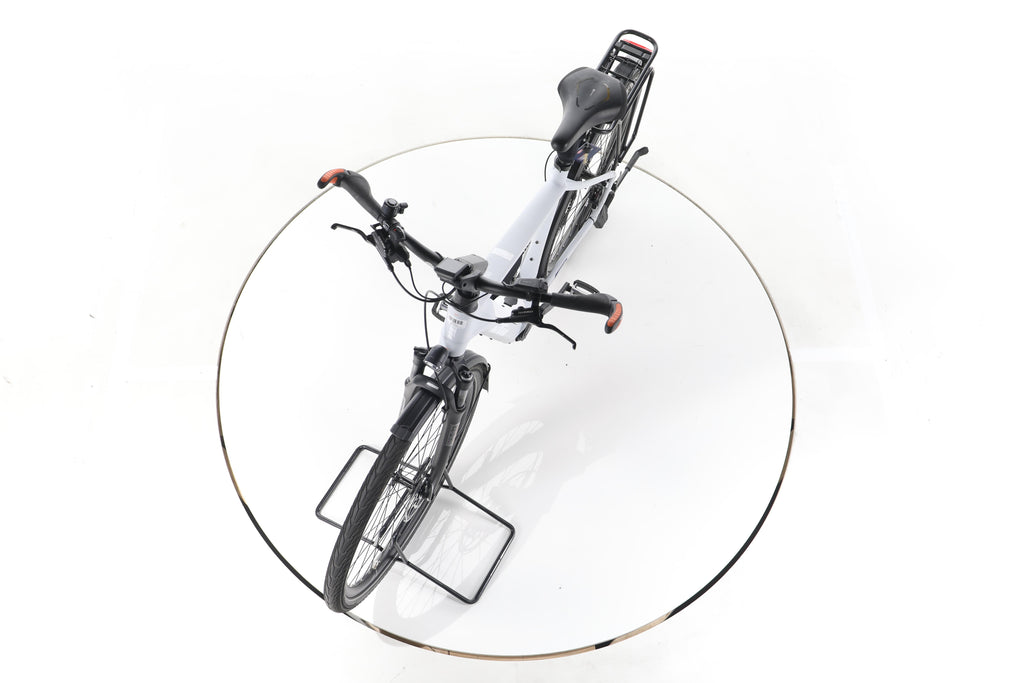 KTM Macina Style Pro Trekking E-Bike - Image 17