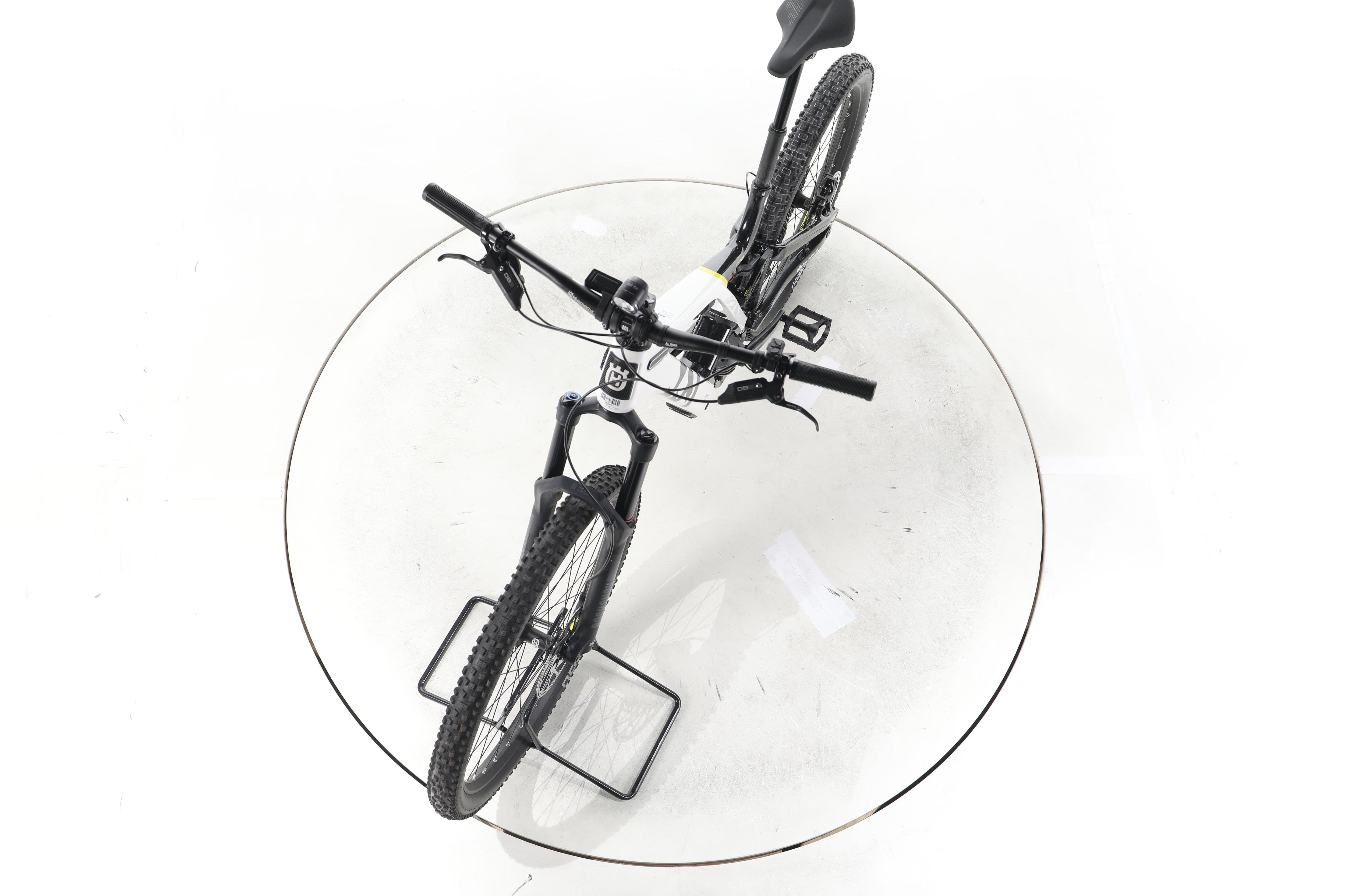 Husqvarna E-Bicycles Mountain Cross MC4 E-Bike Fully Carbon - Image 17