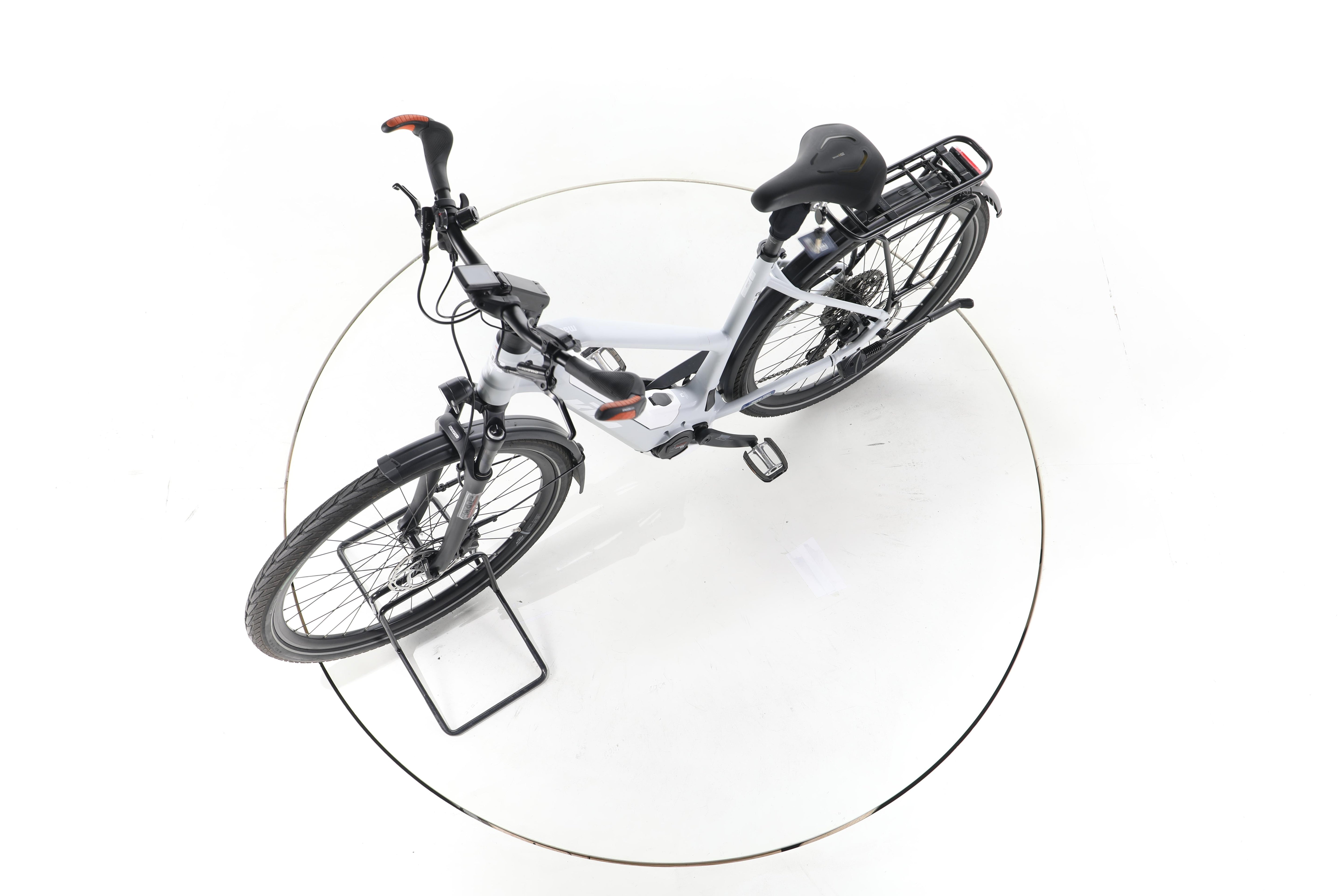 KTM Macina Style Pro Trekking E-Bike - Image 18