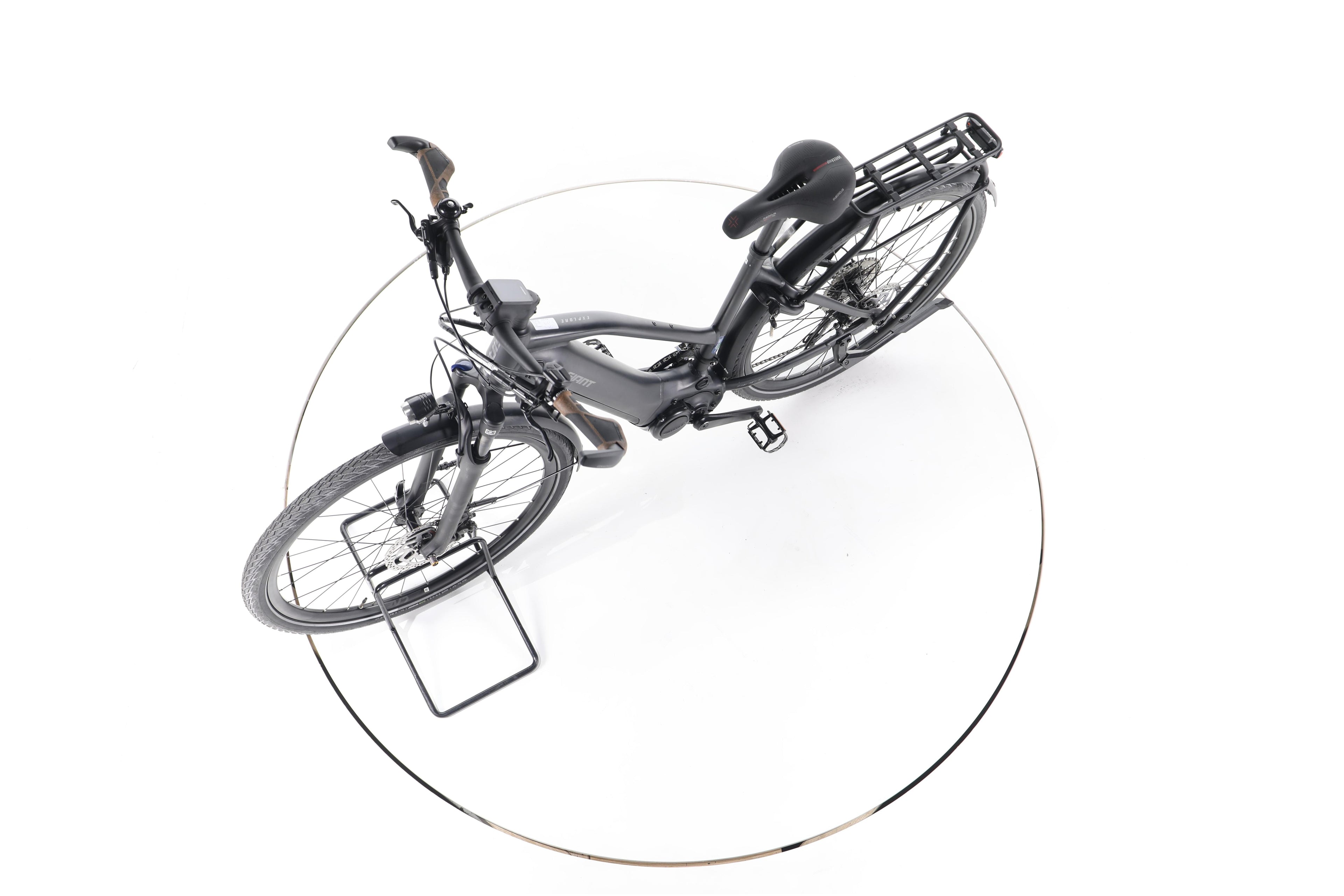 Giant Explore E+ 1 Trekking E-Bike - Image 18