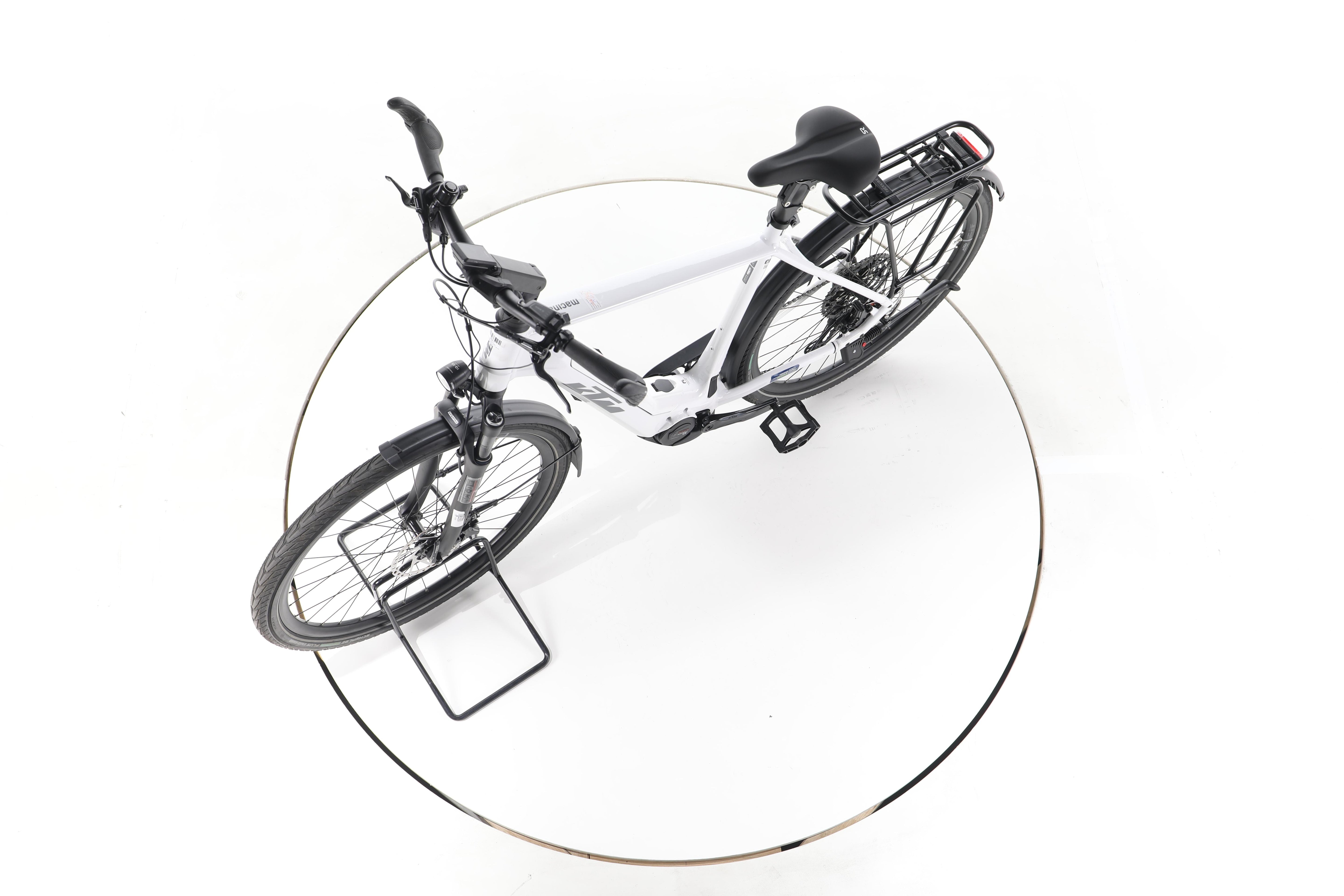 KTM Macina Style 720 Trekking E-Bike - Image 18