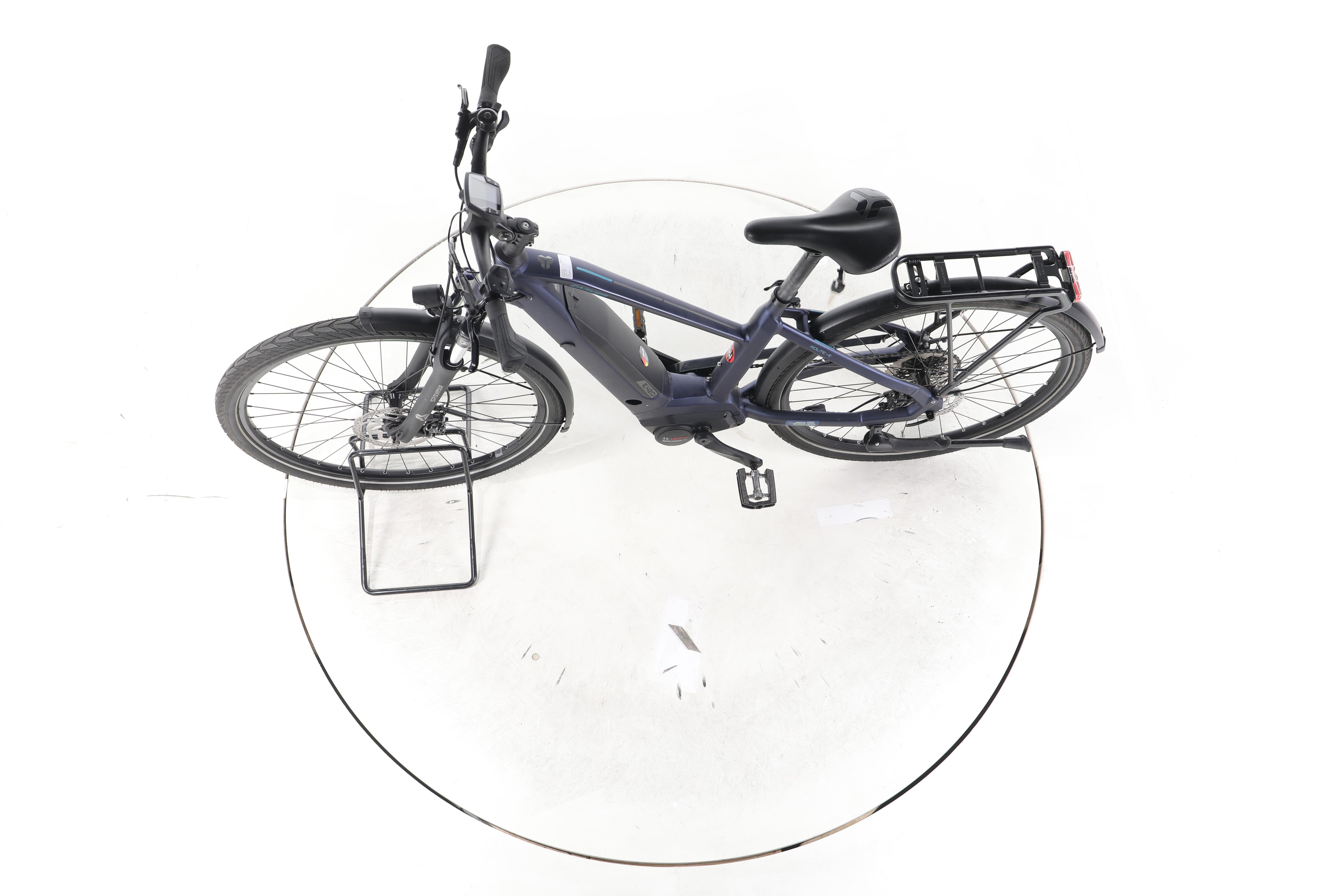 Carver Route E.420 Trekking E-Bike - Image 19