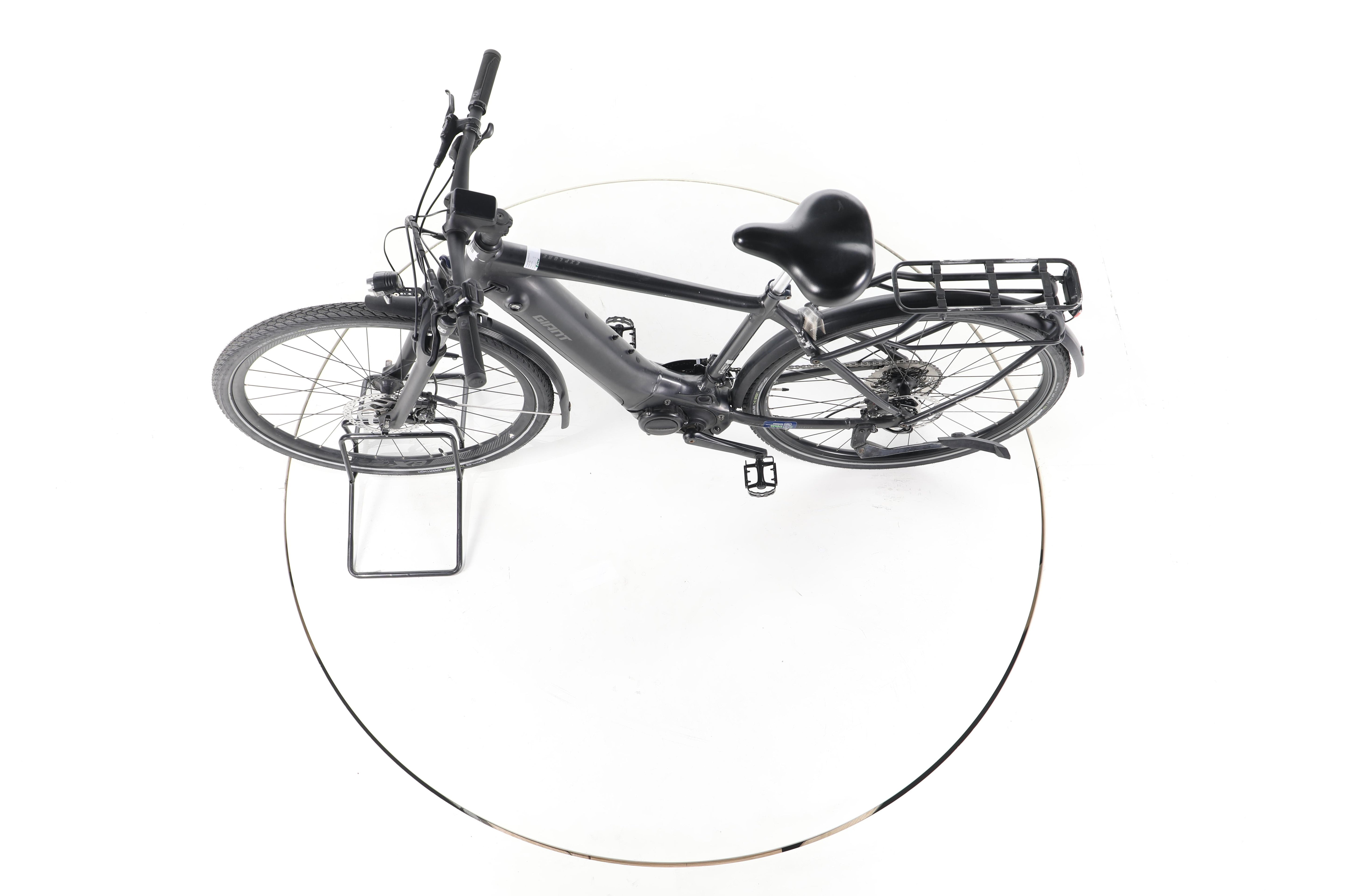 Giant Explore E+ 1 Trekking E-Bike - Image 19