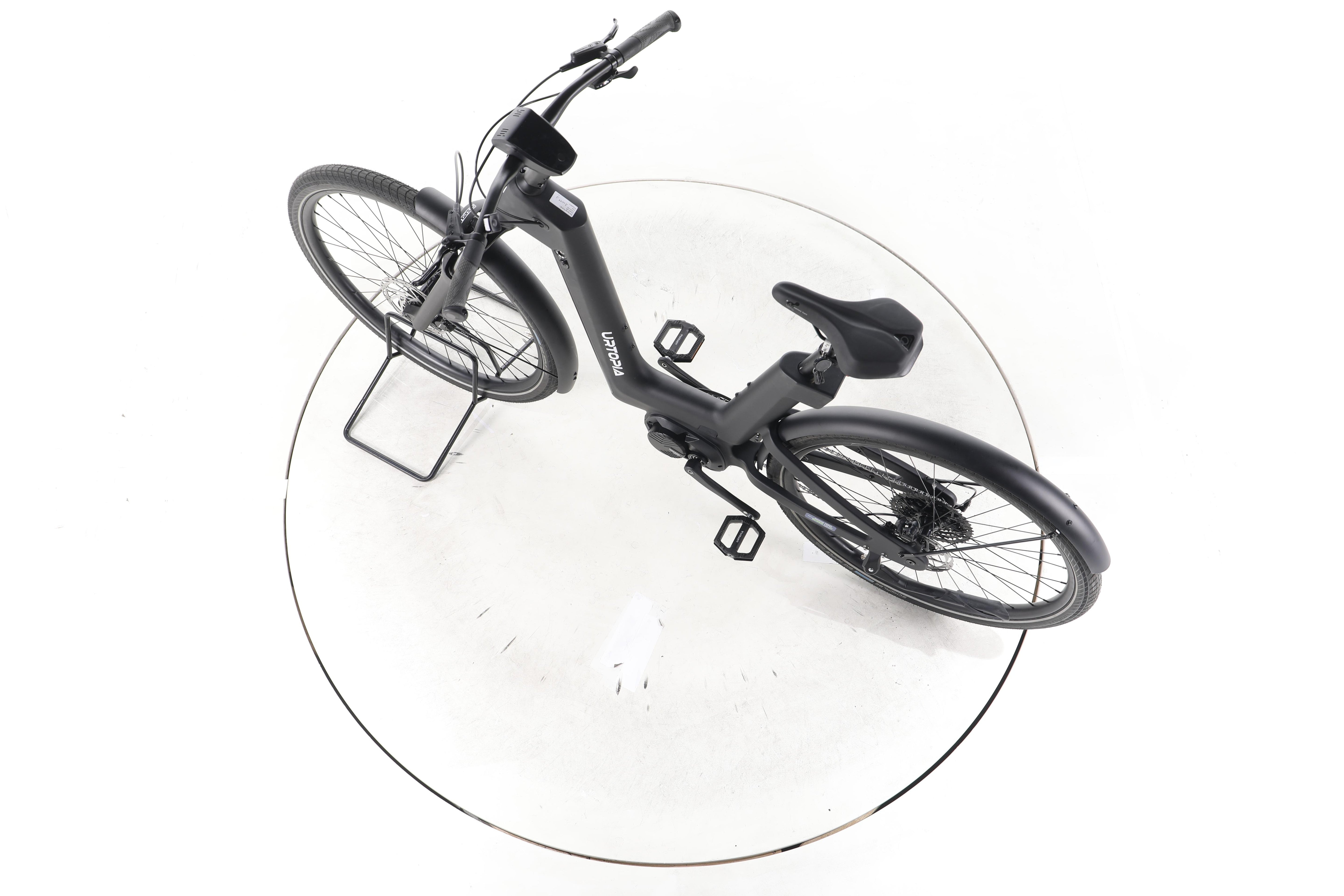 Urtopia Fusion Trekking E-Bike Tiefeinsteiger Carbon 2025 - Image 20