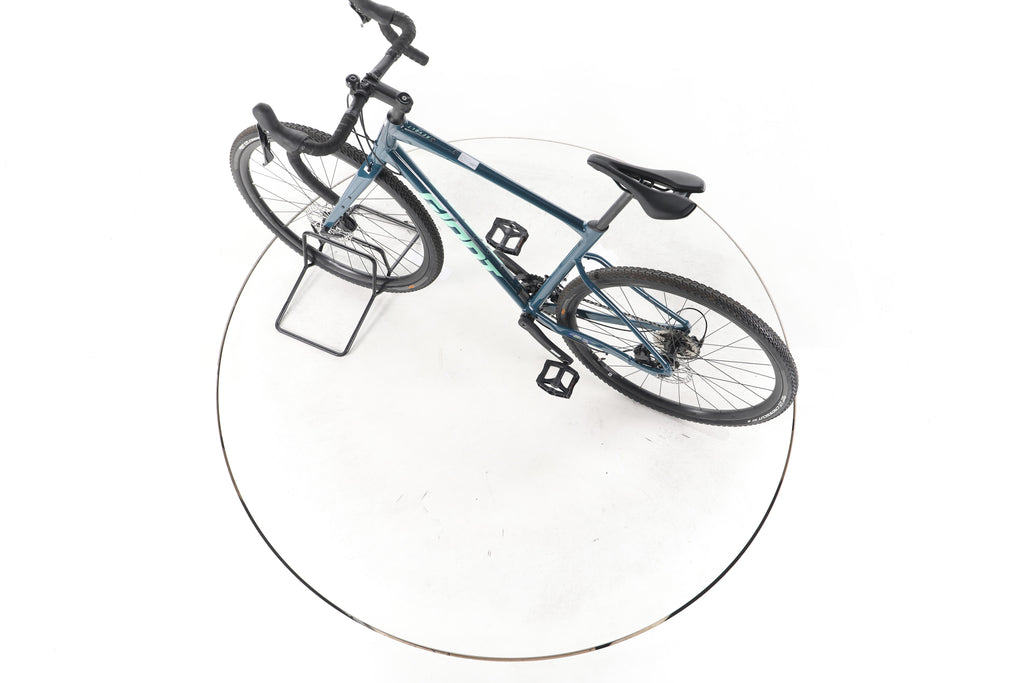 Giant Revolt 1 Gravelbike 2024 - Image 20