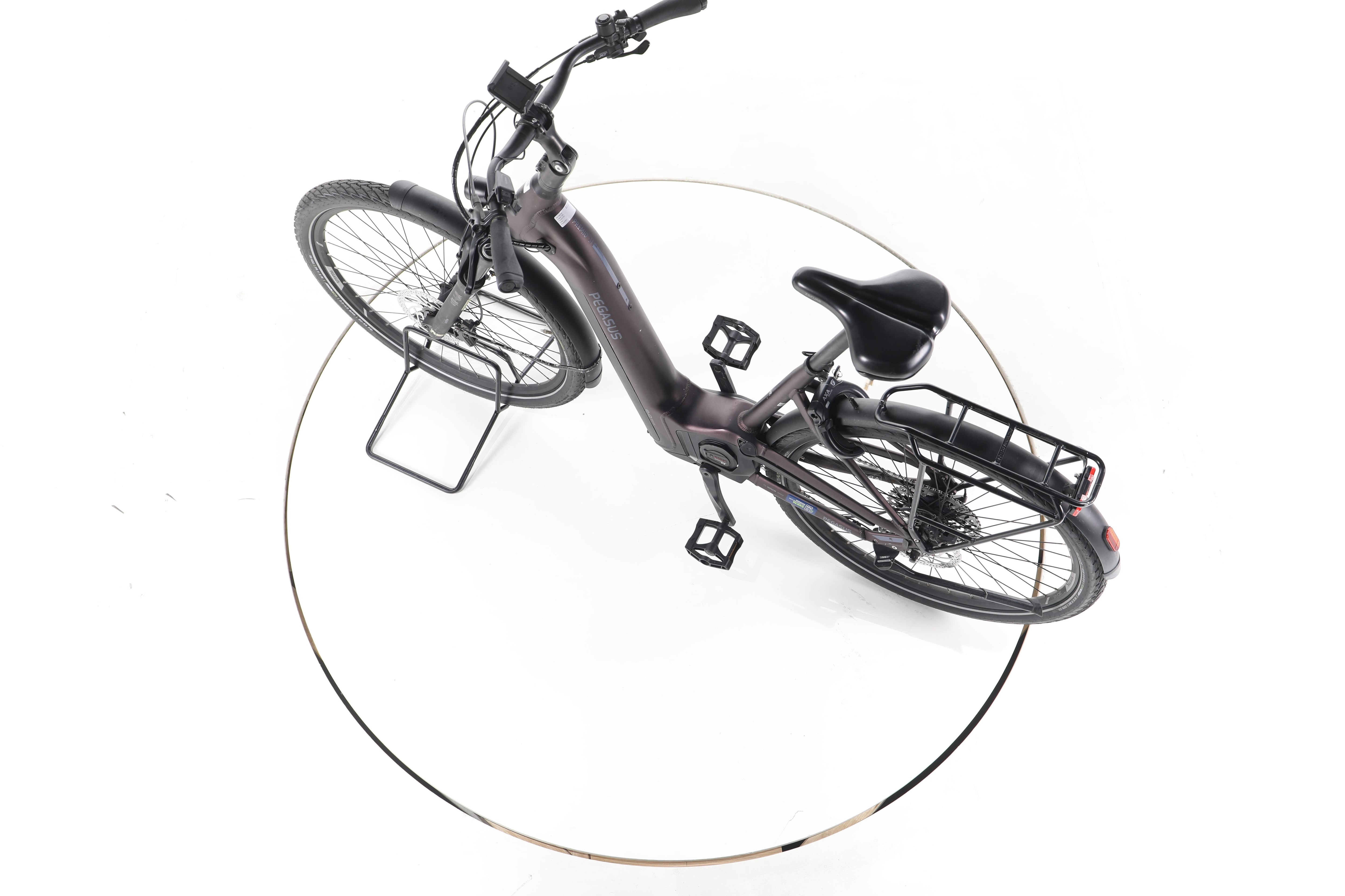 Pegasus Premio EVO Lite Trekking E-Bike Tiefeinsteiger - Image 20