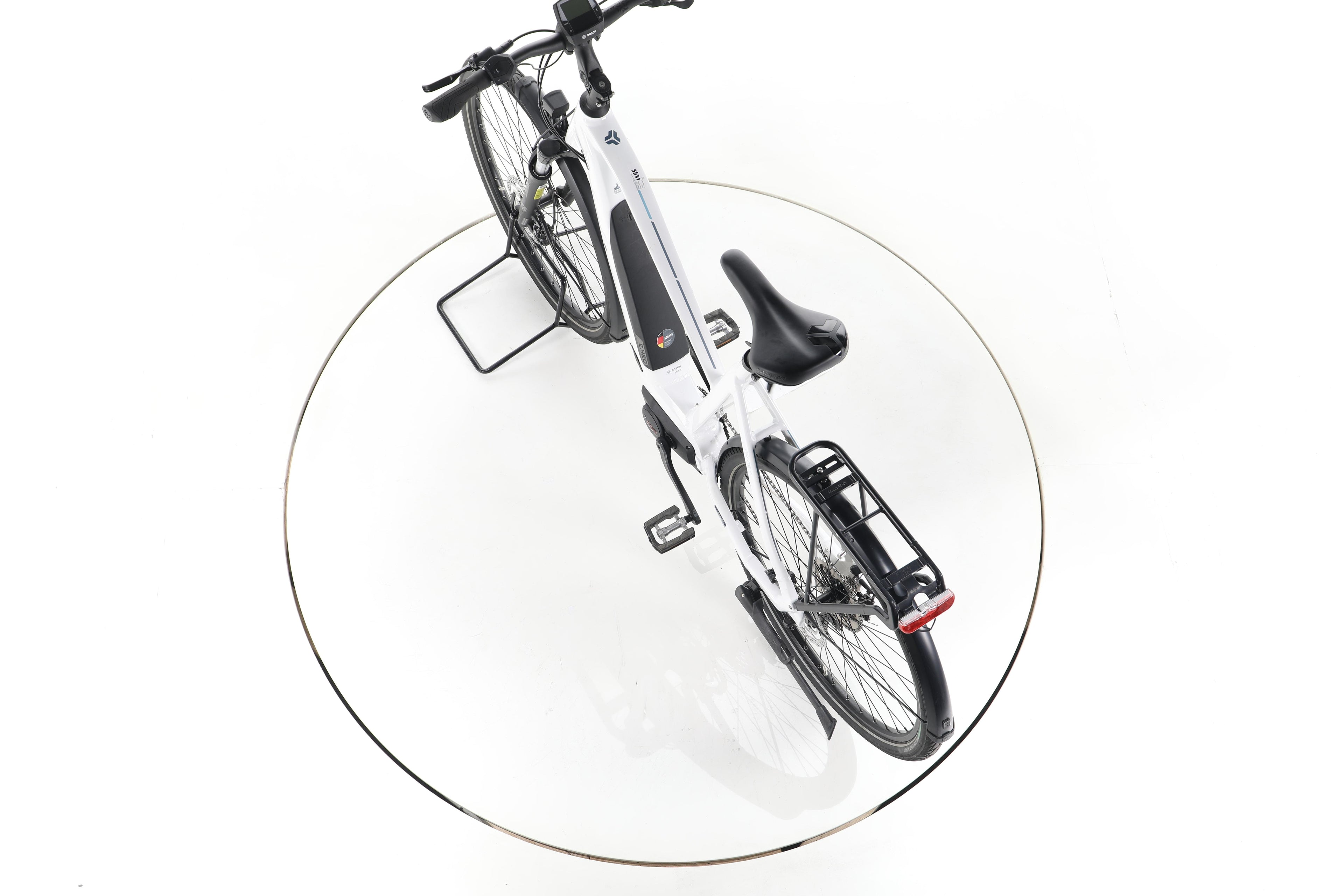 Carver Route E.420 Trekking E-Bike - Image 21