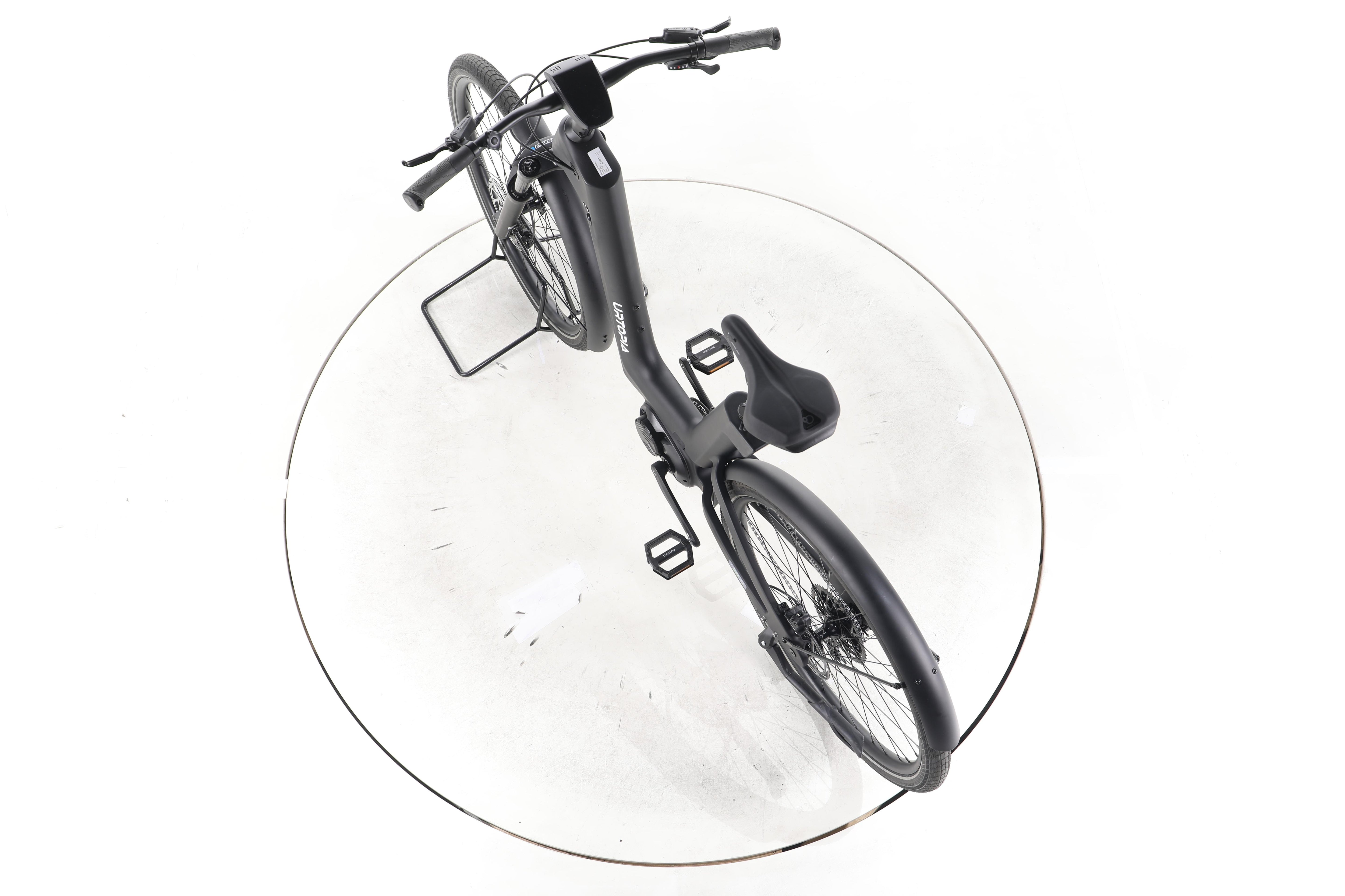 Urtopia Fusion Trekking E-Bike Tiefeinsteiger Carbon 2025 - Image 21