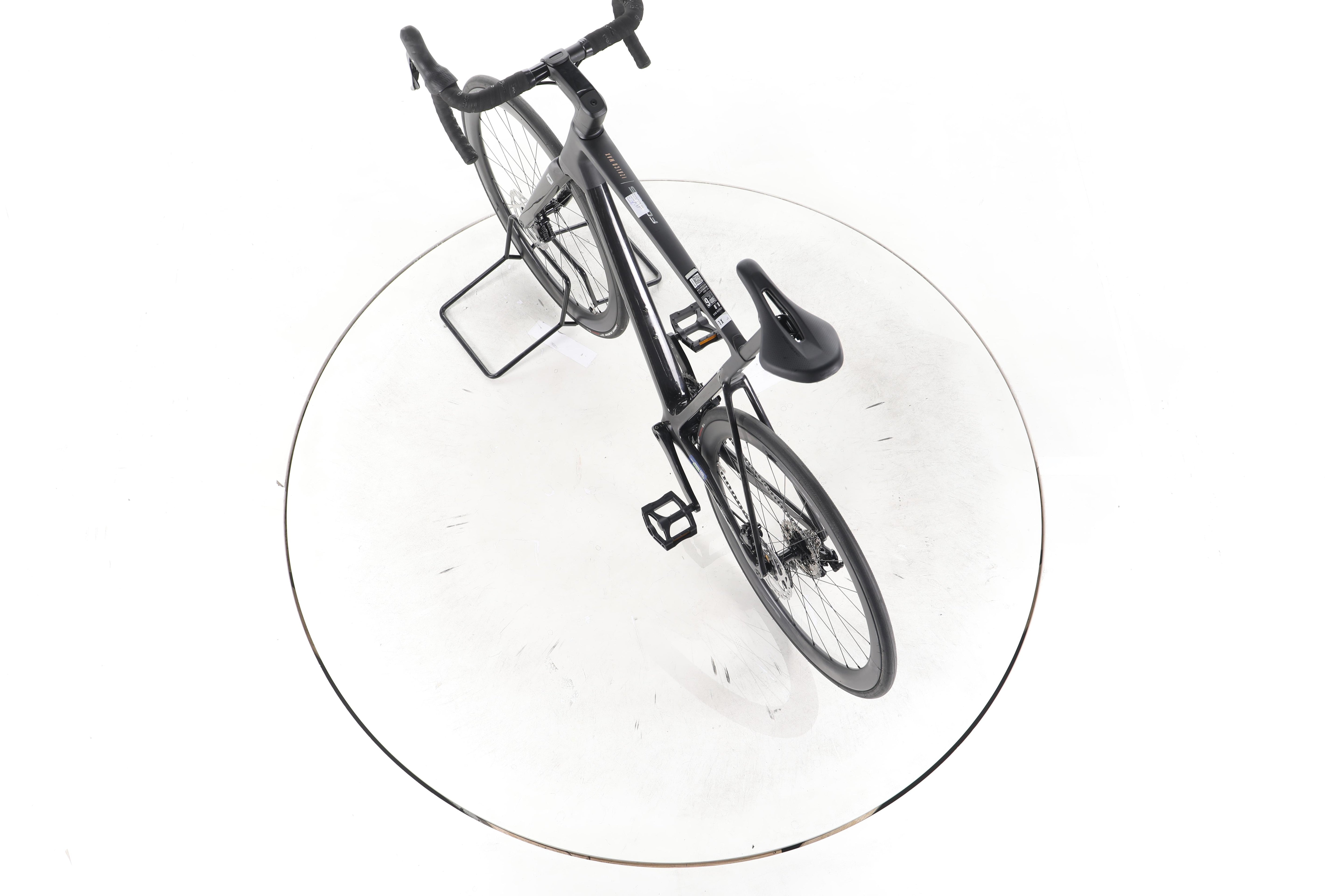 Focus Izalco MAX 8.8 Rennrad Carbon 2025 - Image 21