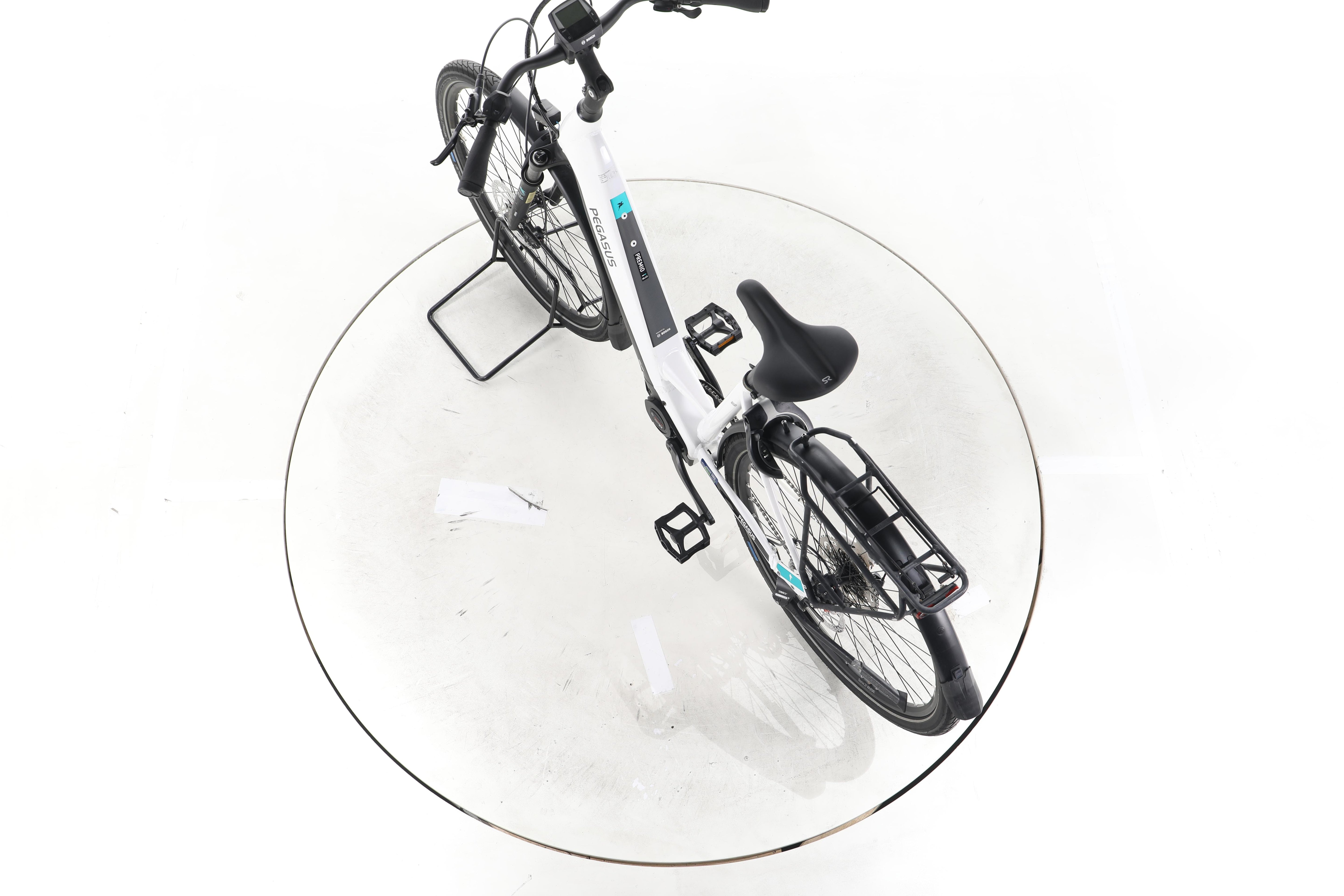 Pegasus Premio Evo Lite Trekking E-Bike Tiefeinsteiger - Image 21